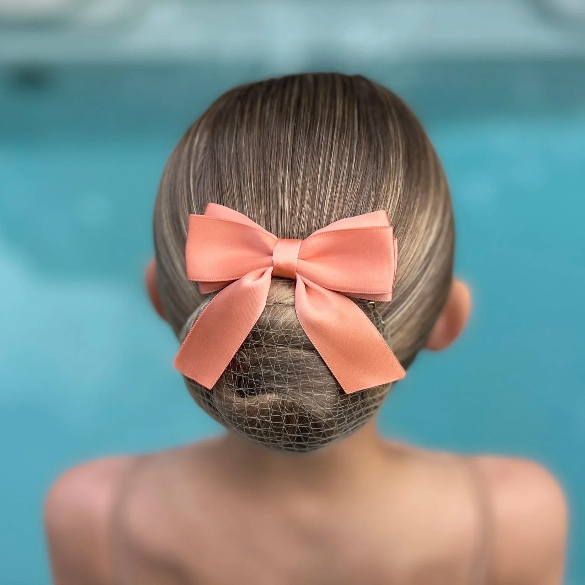 Peach Primrose Bow