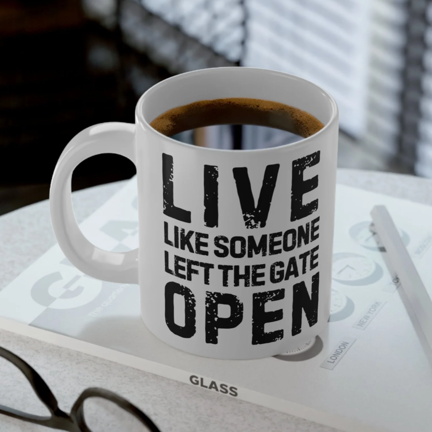 Live Like Someone Left the Gate Open Jumbo Mug – 20oz Inspirational Pet Lover Cup