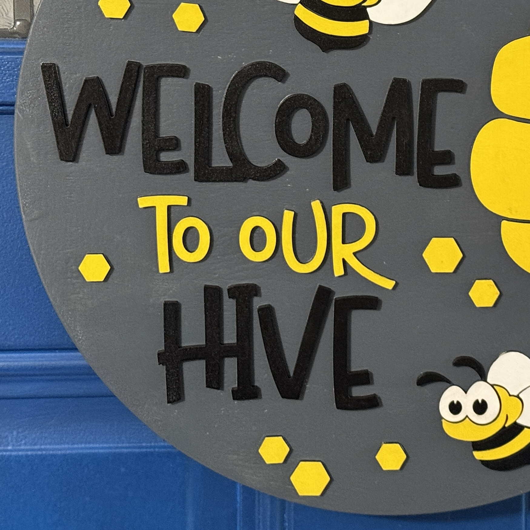 Door-Hanger-Bee-Hive-6.png