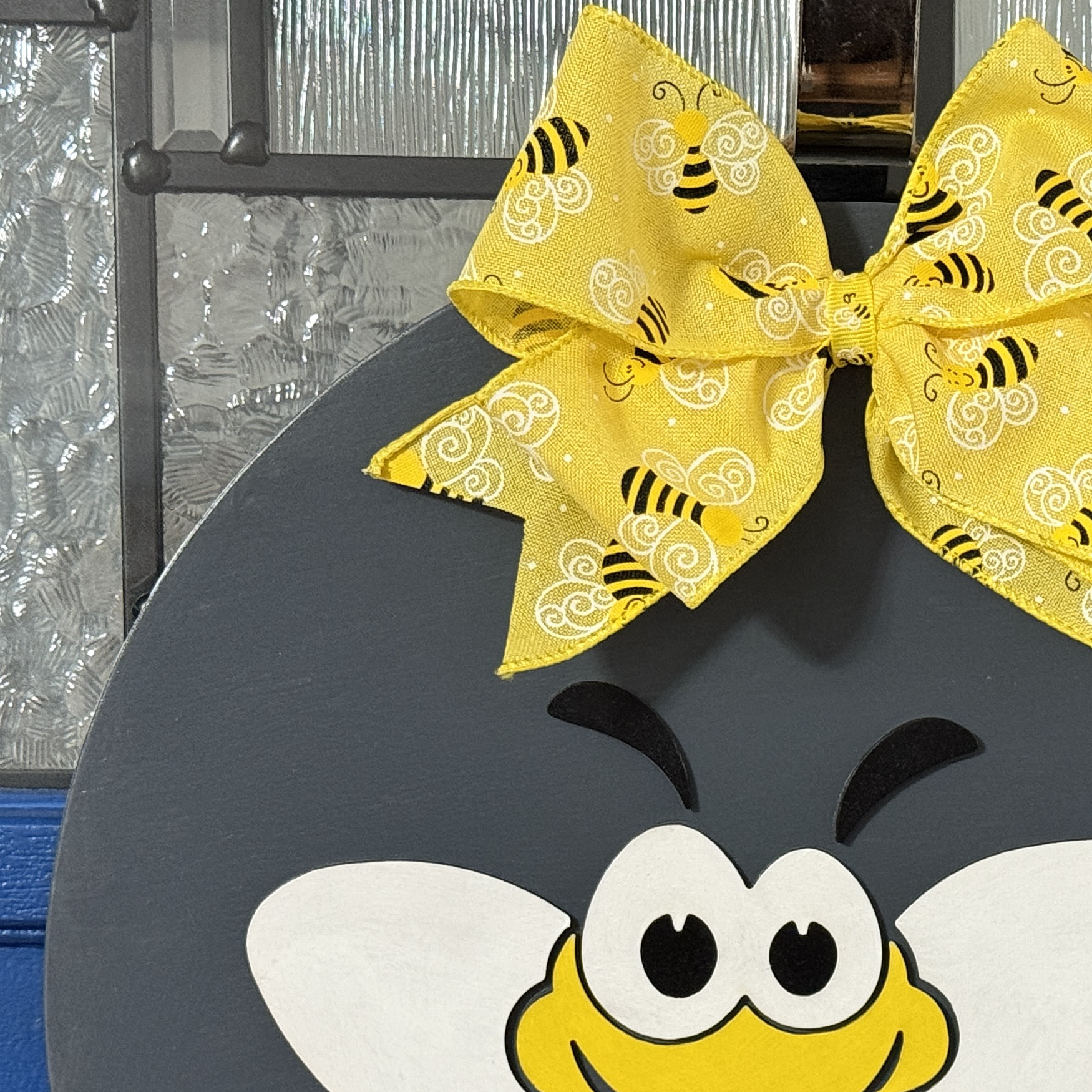 Door-Hanger-Bee-Flowers-3.png