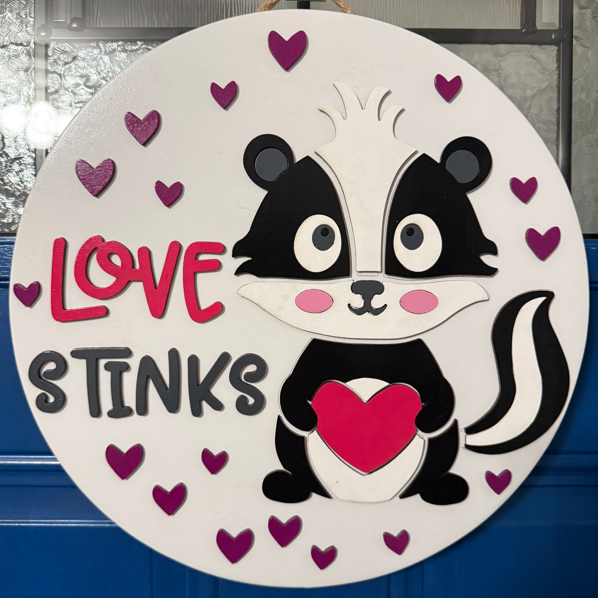 Love Stinks Skunk Door Hanger – Funny Valentine Front Door Decor