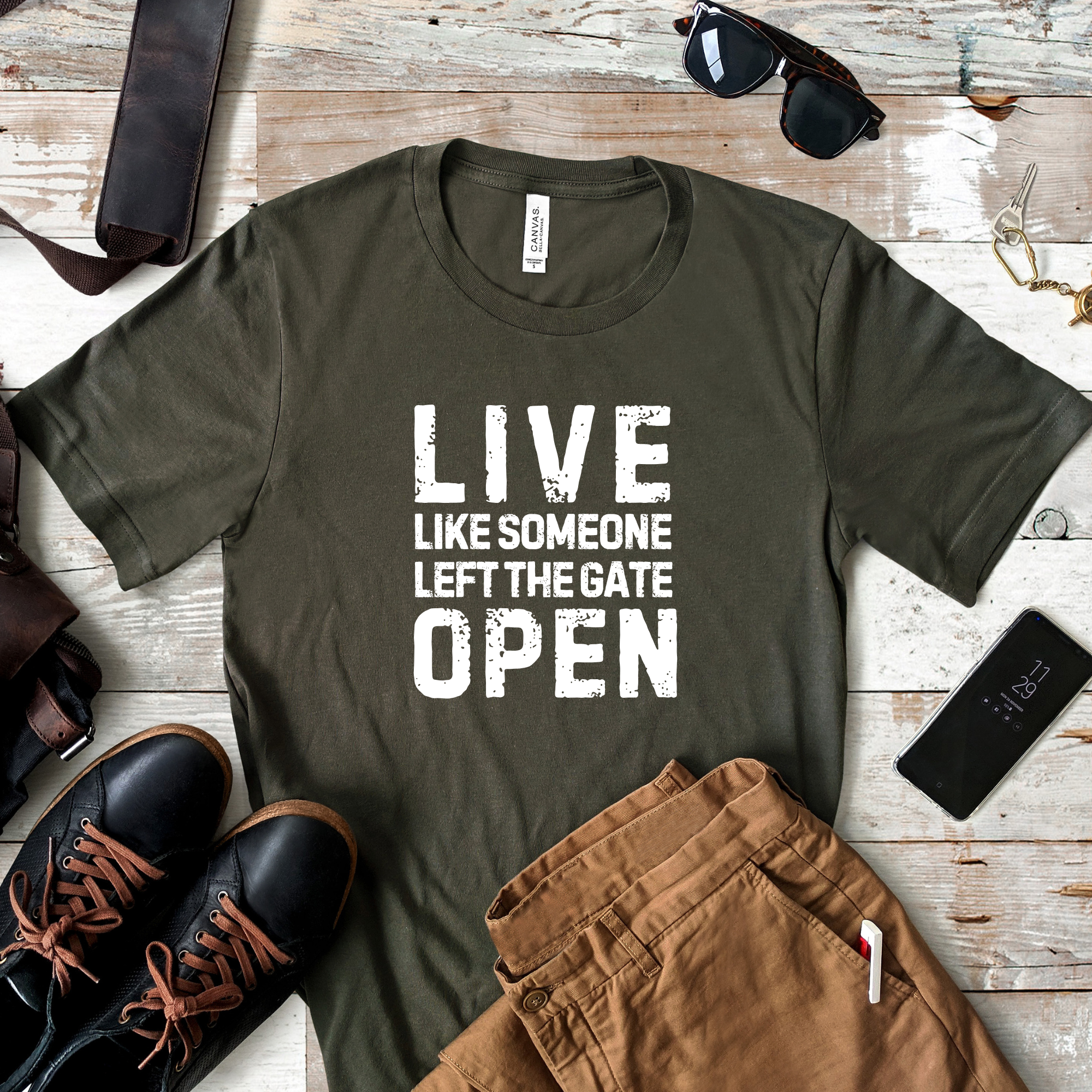 Live Like Someone Left the Gate Open Tee – Unisex Inspirational Pet Lover Shirt