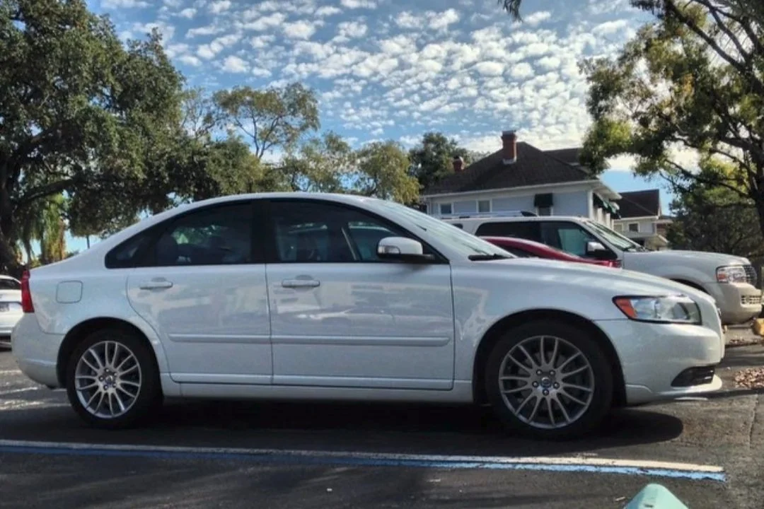 This Volvo S40 was sold online in Birmingham AL but had to be transported to the owners new home so he could drive the rented moving truck. This went from south FL to north CA! 2,975 Miles!
