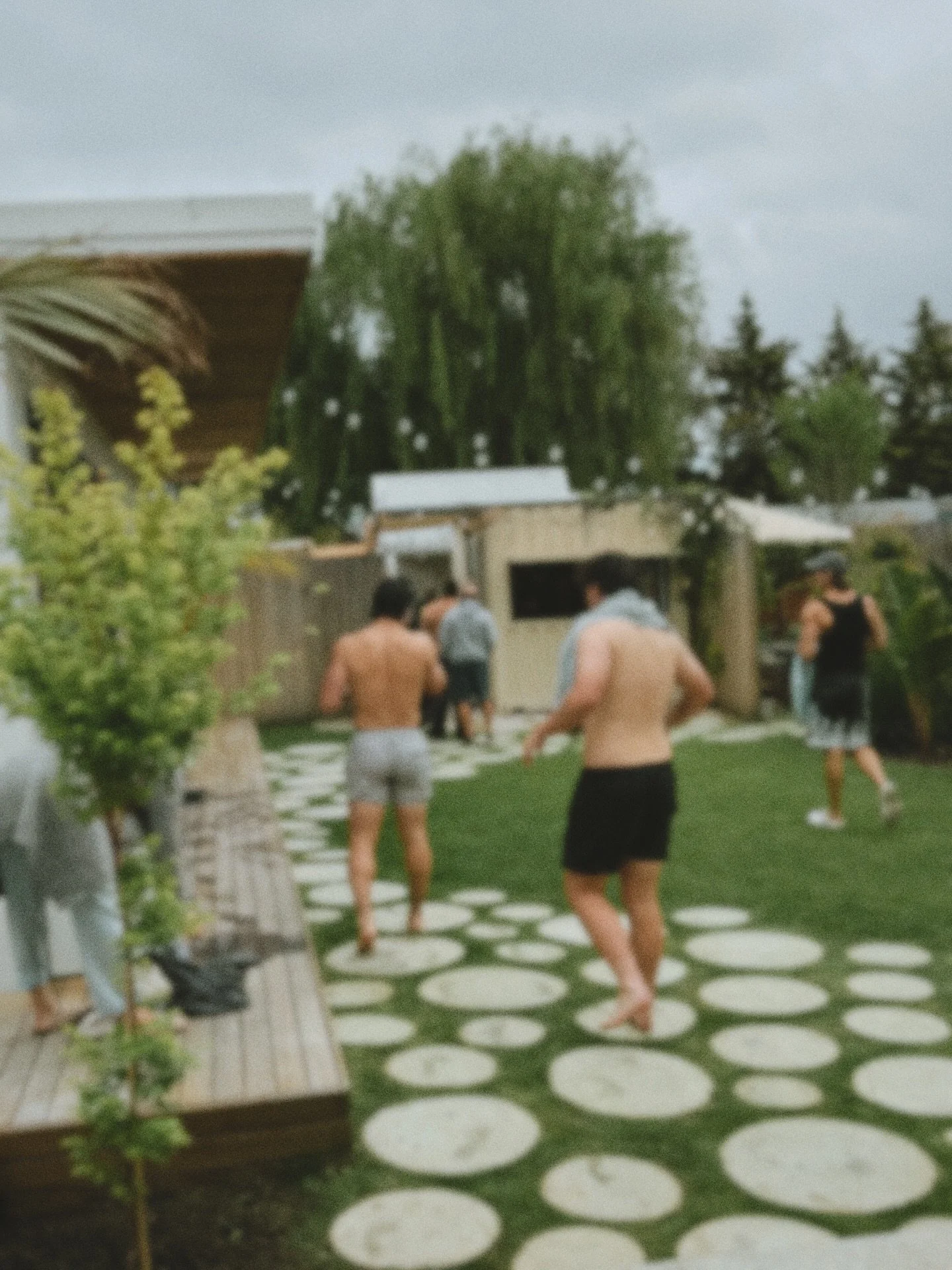 Your SANA rituals.

Time to go slow.

Your moments of self-care.

Screen-free nourishment for your body and mind.

The detox you choose.

The reset you love. 

Memberships dropping soon. 🧘🏽&zwj;♀️🧘&zwj;♂️

[Tag us in your SANA moments!]

@sana_rec