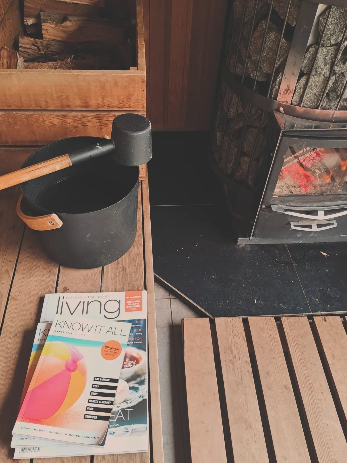 Have you seen us in the lastest Know It All magazine? 

A comprehensive guide to the best places to Eat &amp; Drink, Stay, Shop, Health &amp; Beauty, Play and Services in our region.

Available to take and read at @sana_recovery