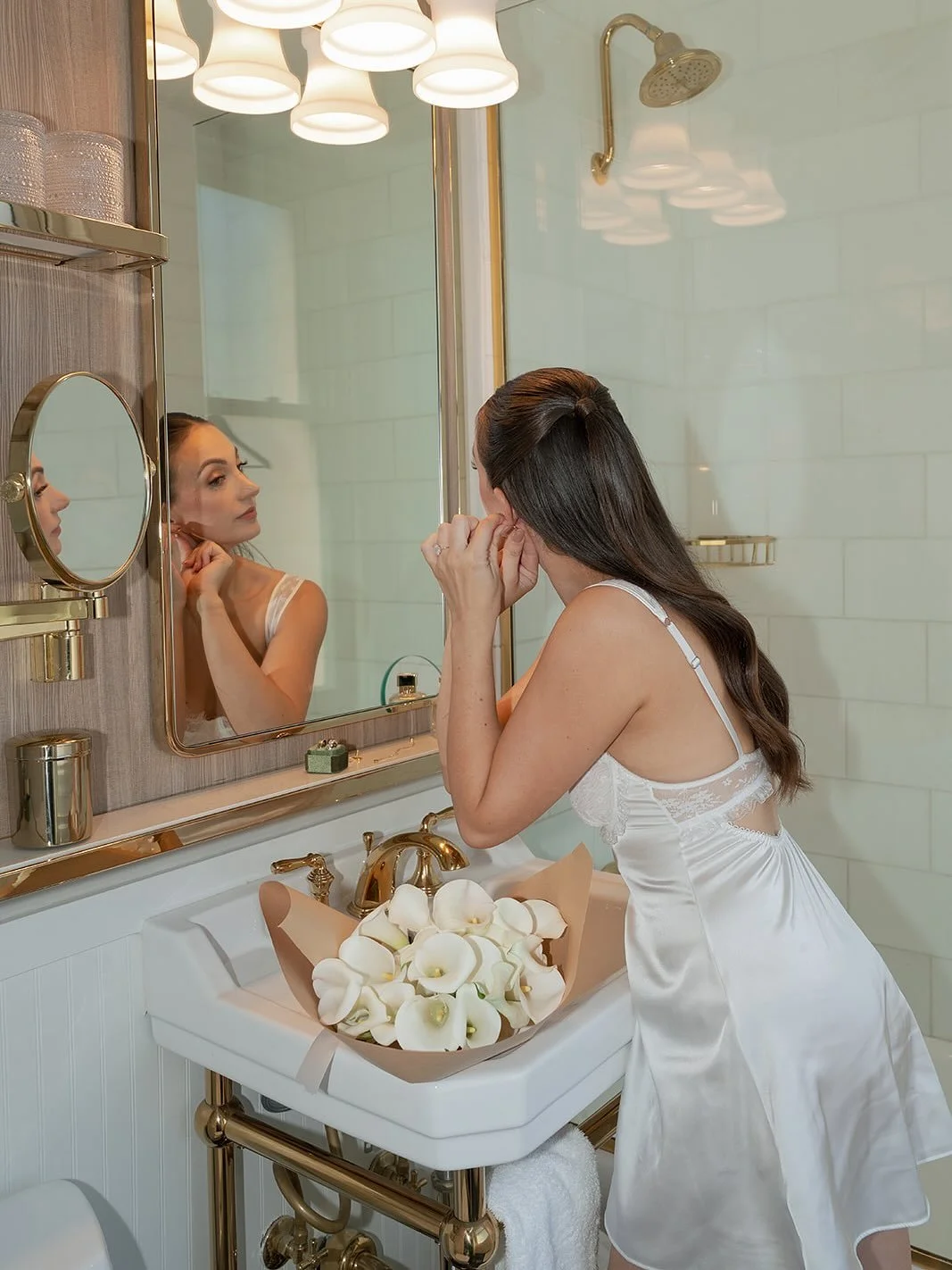 Kristina + Eden traveled all the way from Australia to elope in San Francisco with their two beautiful daughters 🤍 Every detail was so thoughtfully curated, from her effortless, elevated style to the sweet family moments woven throughout their day. 