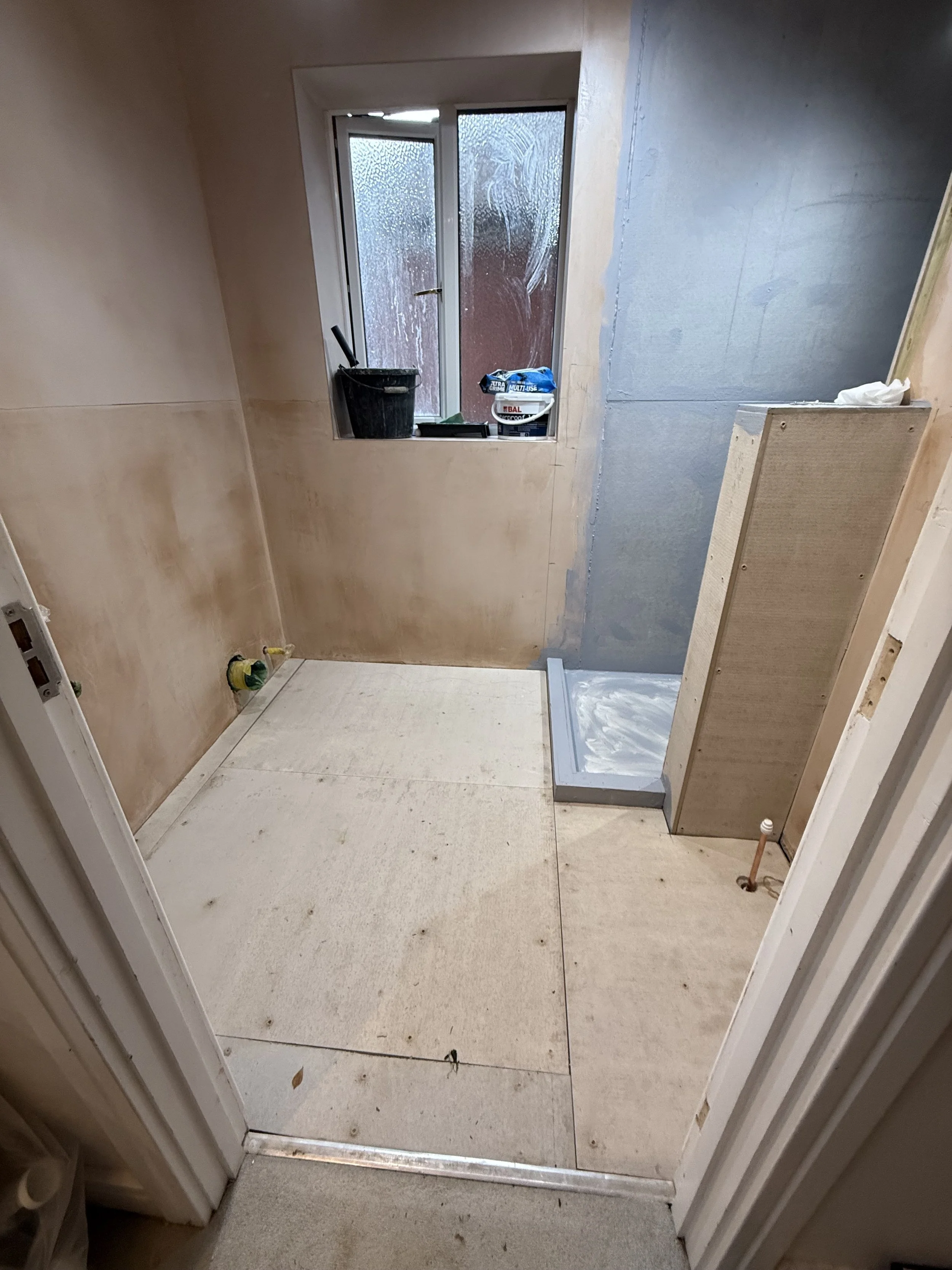 contemporary bathroom installation Sevenoaks property