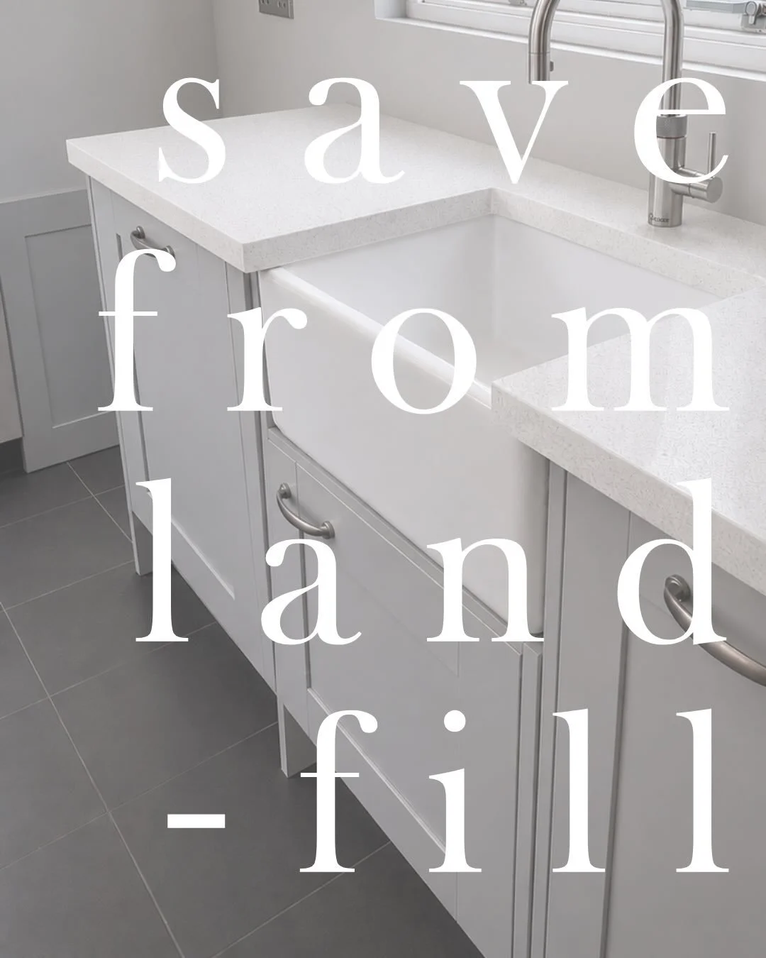 Not every kitchen needs ripping out and replacing.

This one just needed the right prep, the right products and the right finish👌

Our professional spraying service gives tired kitchens a completely new lease of life for a fraction of the cost of re