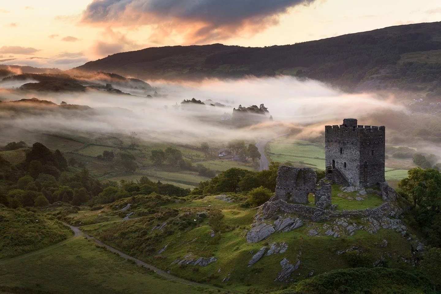 Dolwyddelan Castle