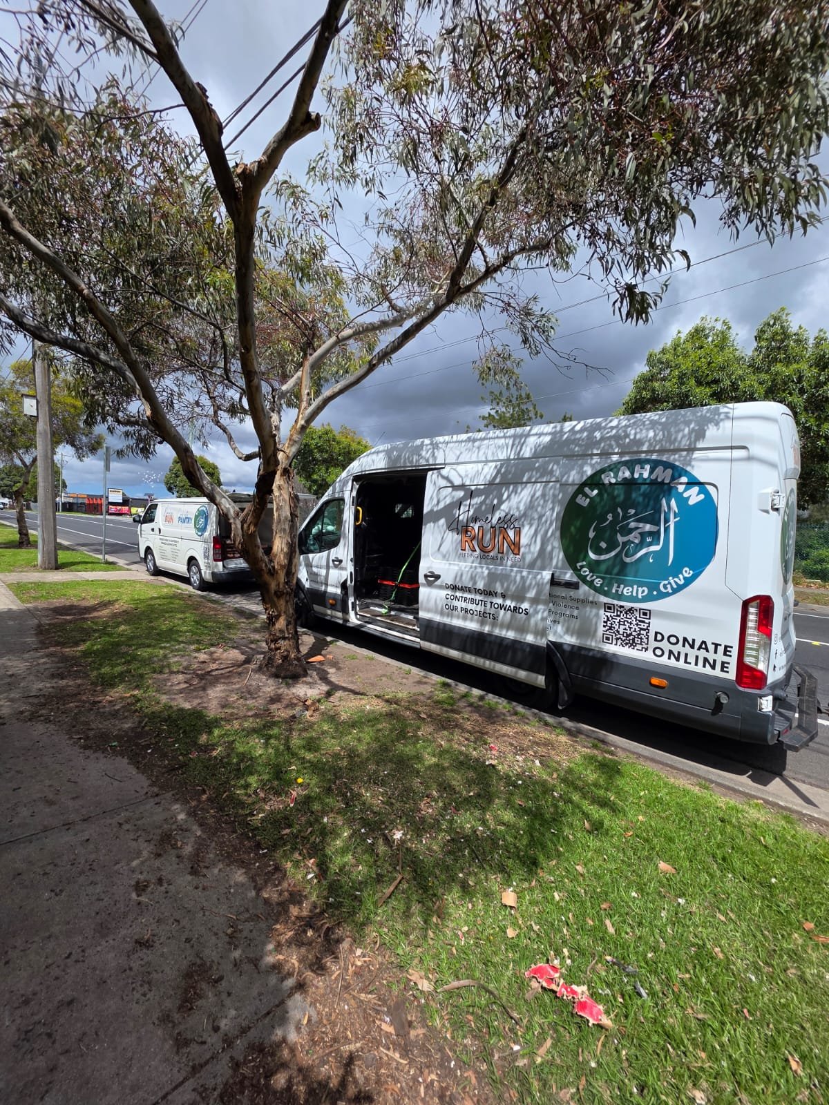 Countless families count on local Community Pantries to be able to feed their families. 
💚 𝗚𝗲𝘁 𝗶𝗻𝘃𝗼𝗹𝘃𝗲𝗱 & 𝘃𝗼𝗹𝘂𝗻𝘁𝗲𝗲𝗿: https://forms.office.com/r/29RmfhXQEB