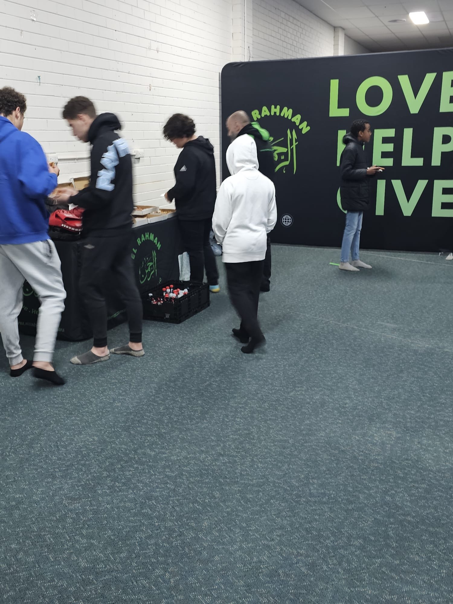 Flashbacks to May 23rd when we got a visit from @mininachar & @rogersgym1988 who gave a stalk and spent time with some of our local youth, along with donations of boxing gear!