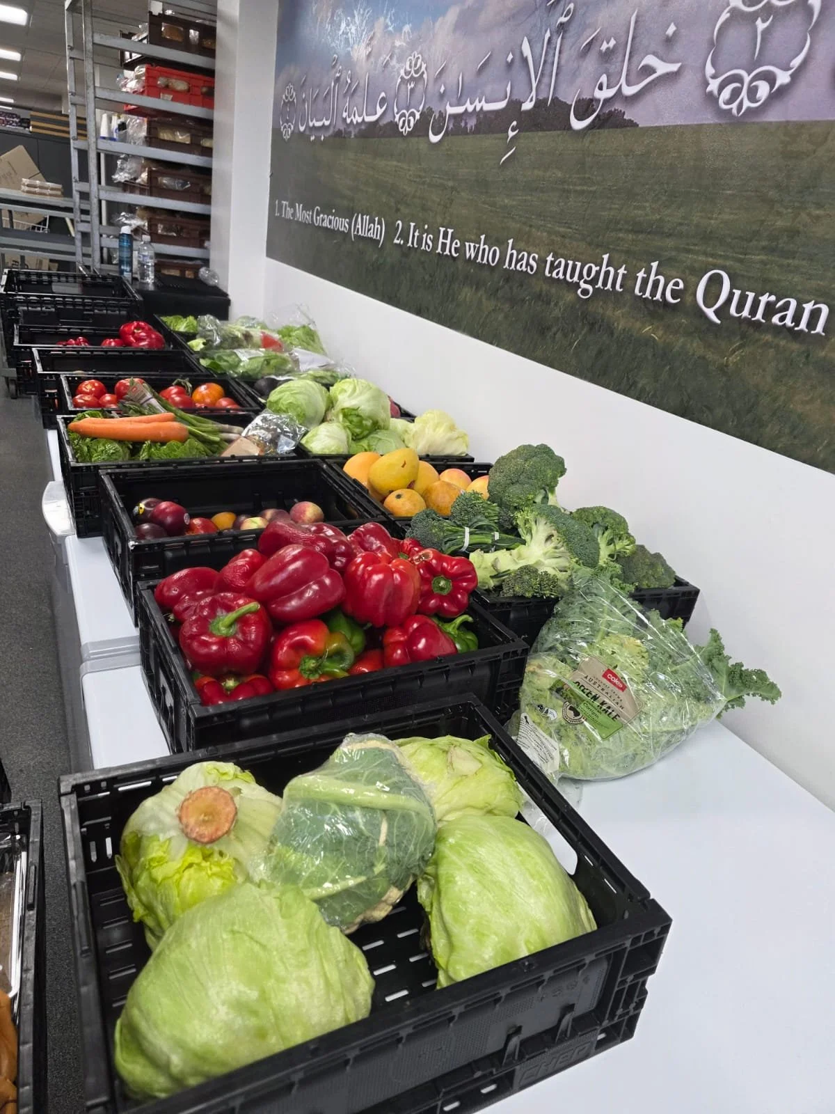 Countless families count on local Community Pantries to be able to feed their families. 
💚 𝗚𝗲𝘁 𝗶𝗻𝘃𝗼𝗹𝘃𝗲𝗱 & 𝘃𝗼𝗹𝘂𝗻𝘁𝗲𝗲𝗿: https://forms.office.com/r/29RmfhXQEB