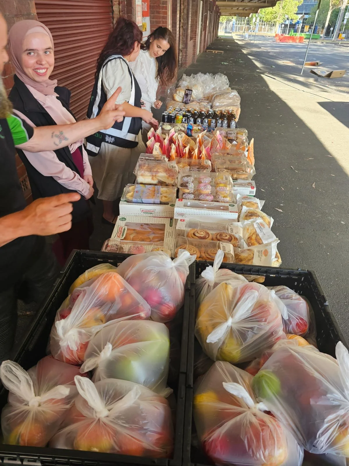 Our homeless runs are always a great success, feeding the less fortunate brings a warmth to our hearts that cannot be explained.
💚 𝗚𝗲𝘁 𝗶𝗻𝘃𝗼𝗹𝘃𝗲𝗱 & 𝘃𝗼𝗹𝘂𝗻𝘁𝗲𝗲𝗿: https://forms.office.com/r/29RmfhXQEB