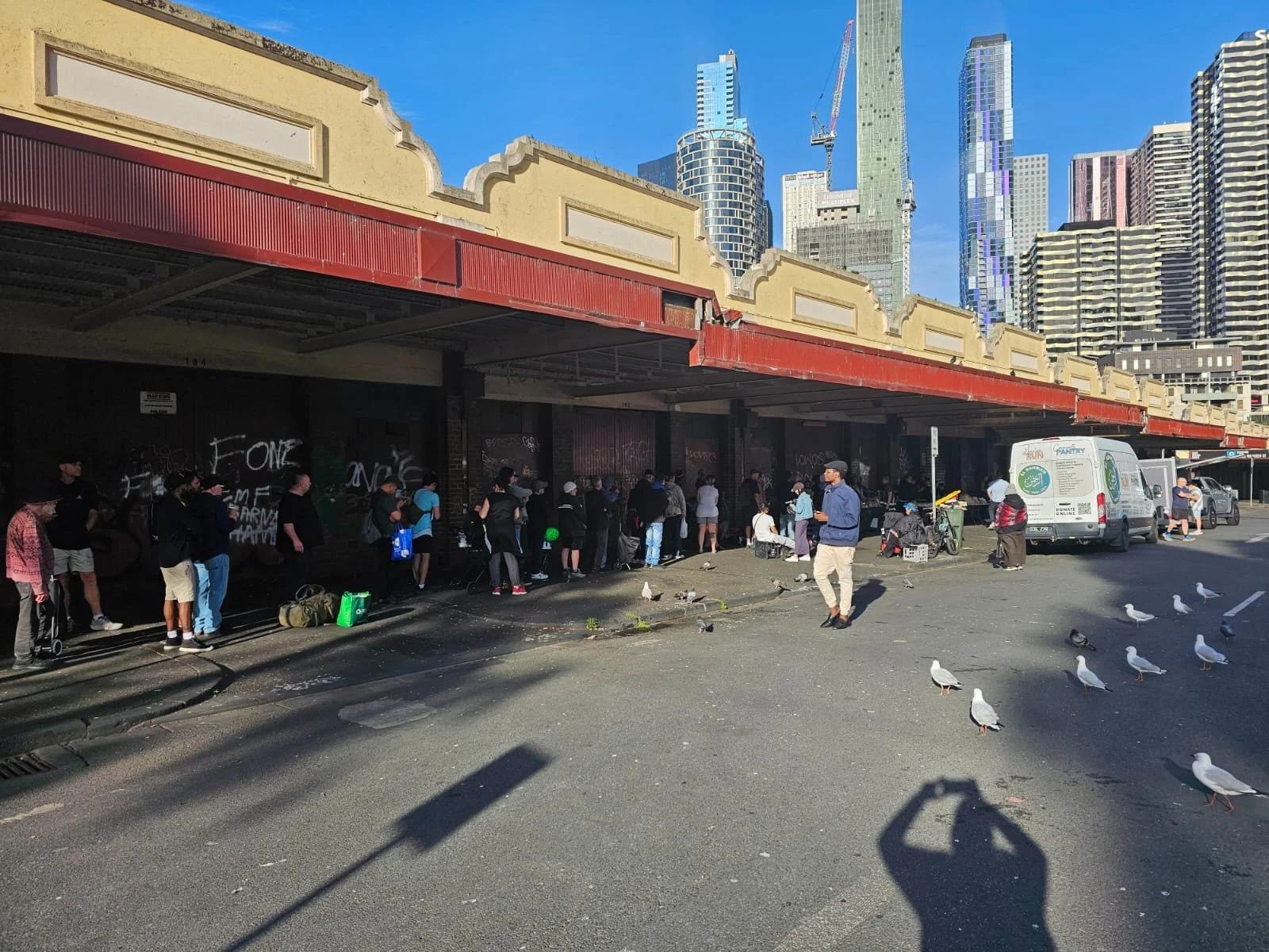 Our homeless runs are always a great success, feeding the less fortunate brings a warmth to our hearts that cannot be explained.
💚 𝗚𝗲𝘁 𝗶𝗻𝘃𝗼𝗹𝘃𝗲𝗱 & 𝘃𝗼𝗹𝘂𝗻𝘁𝗲𝗲𝗿: https://forms.office.com/r/29RmfhXQEB