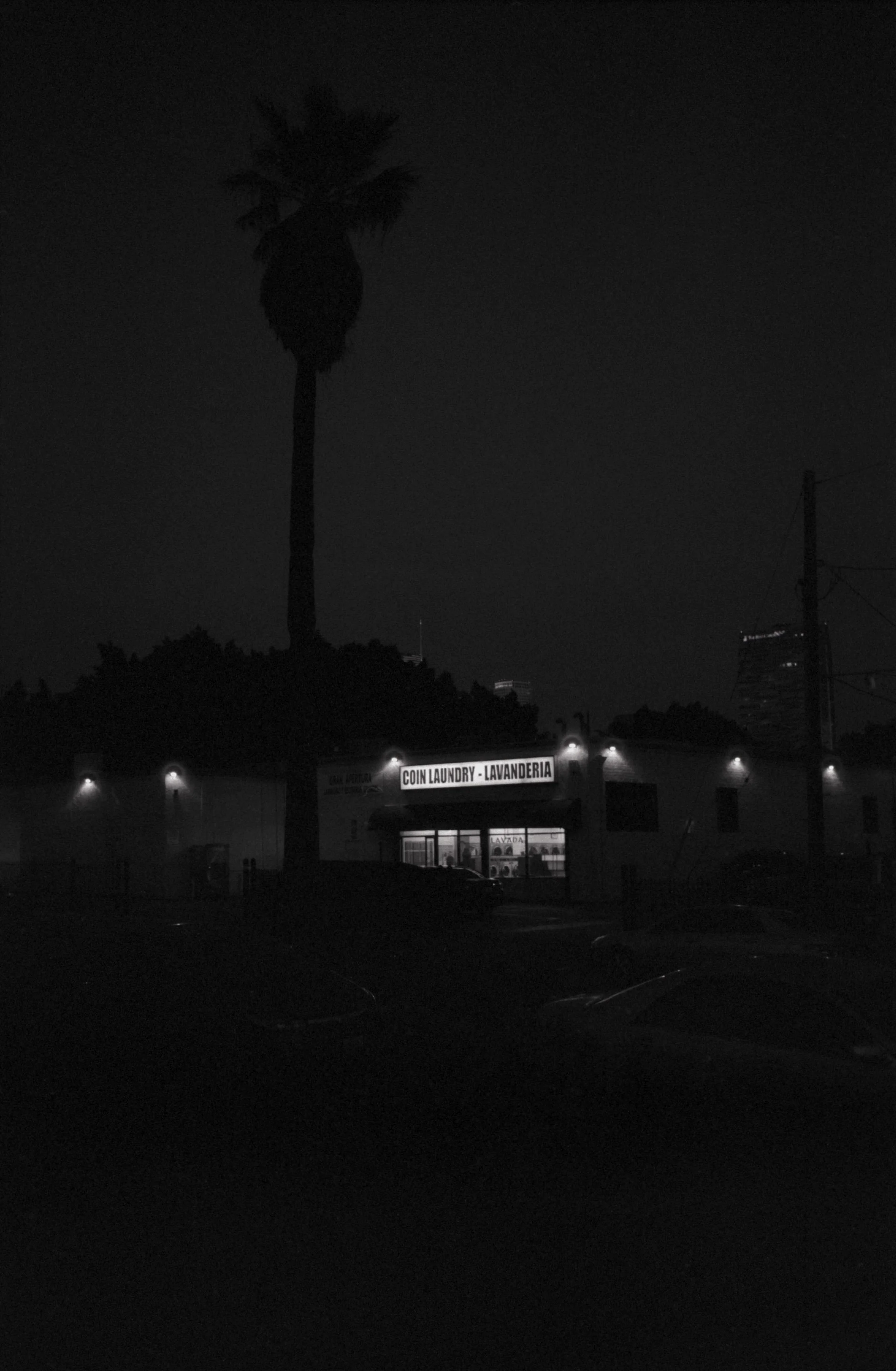 lavanderia copy.jpg