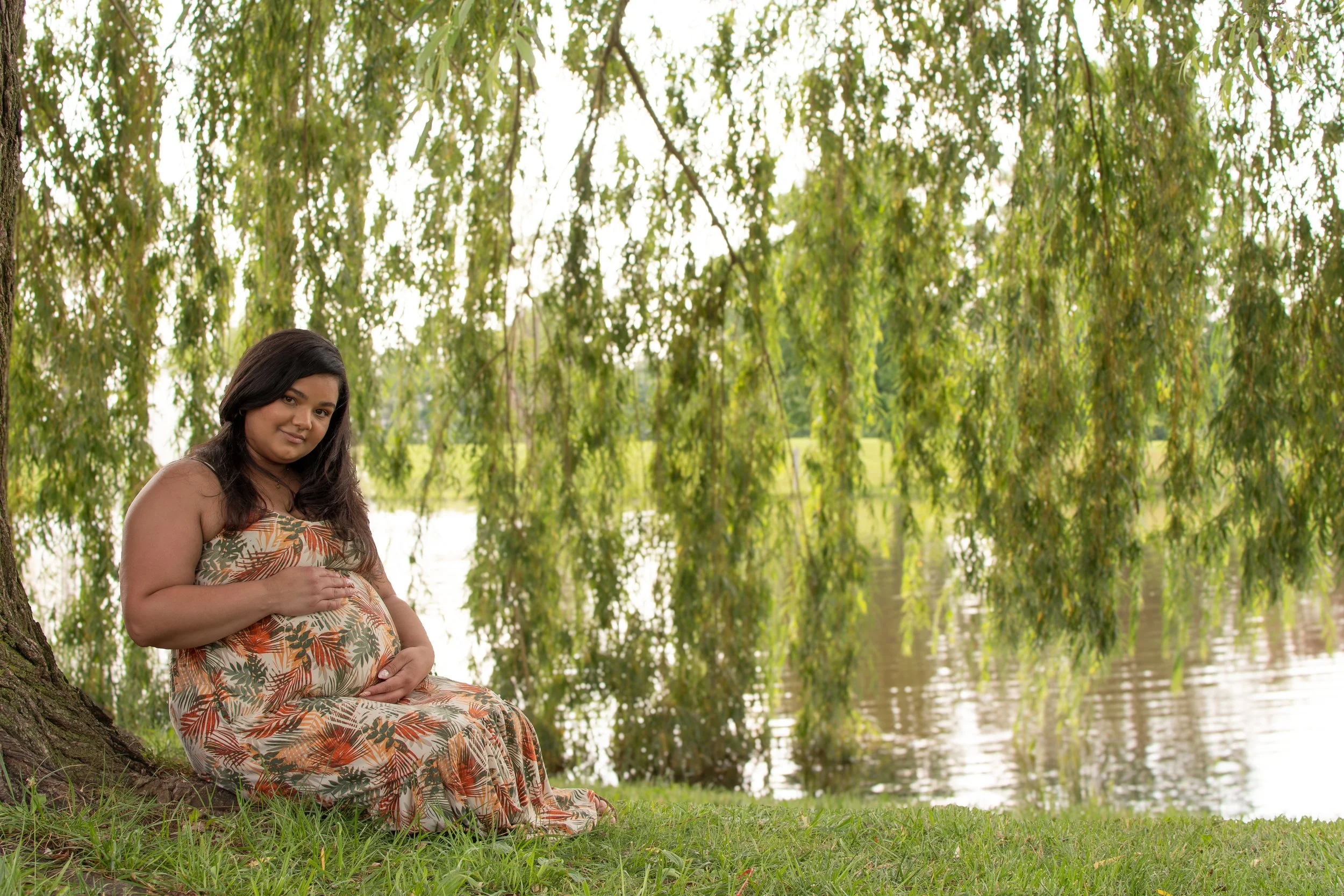 Documenting the glow of motherhood in it's natural form