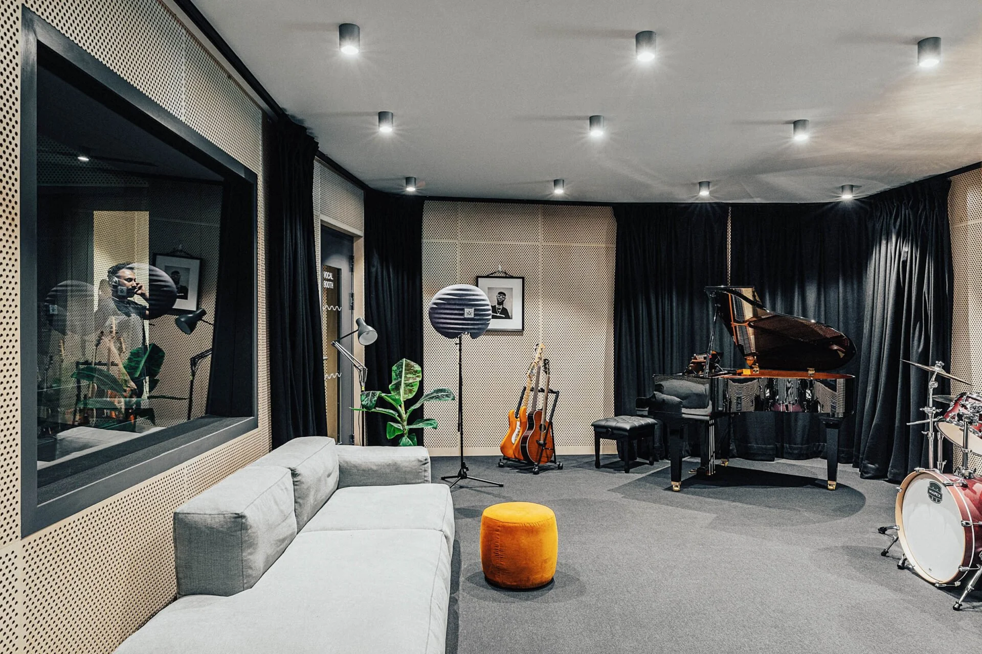 UD_Talent-House_web-42w-1920x1280.jpg