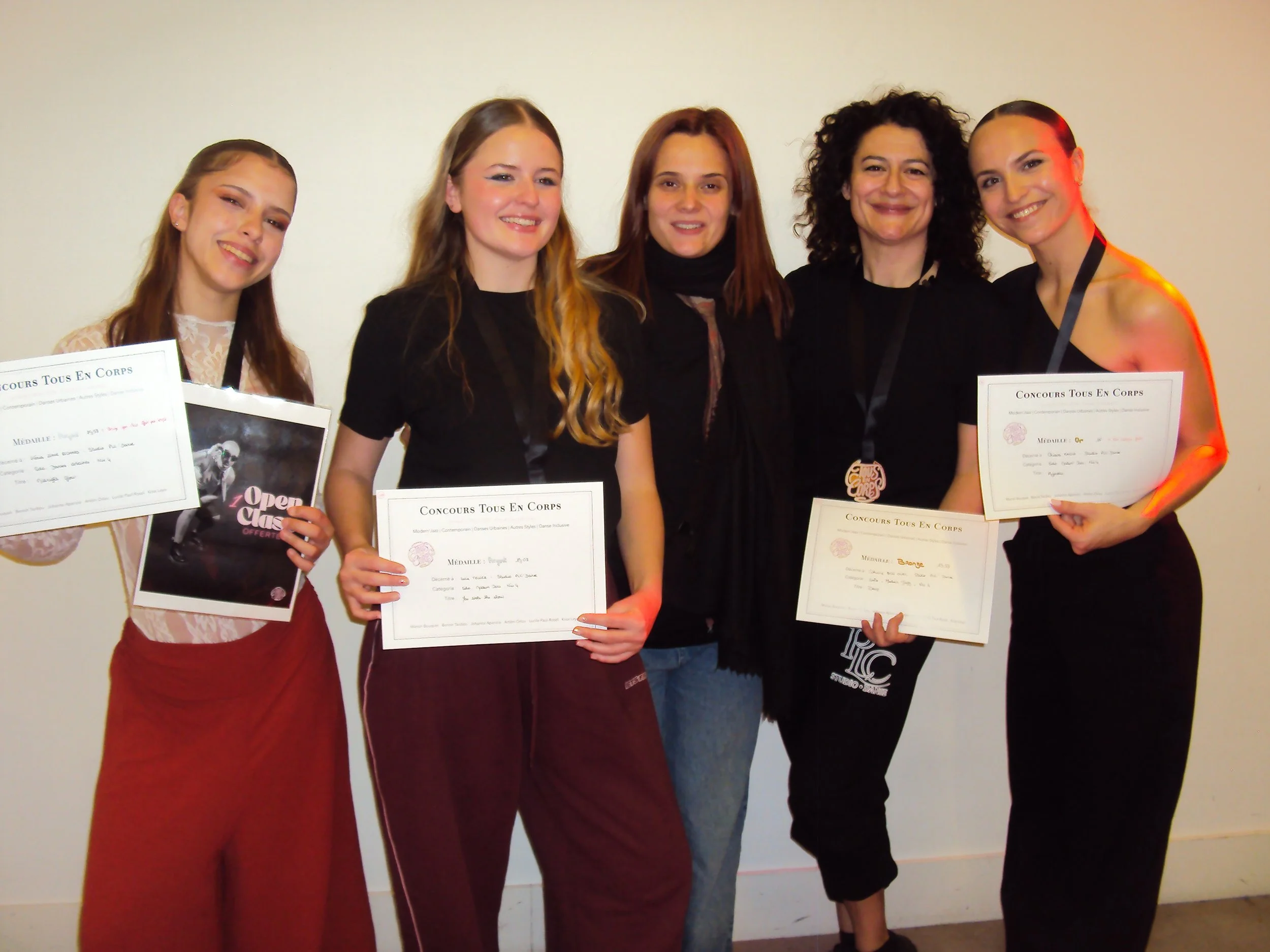 Tous en corps 2026 
// Solo urbain : Argent Kénia
// Solos modern' jazz : Argent Lucie - Bronze Catherine - Or Chiara