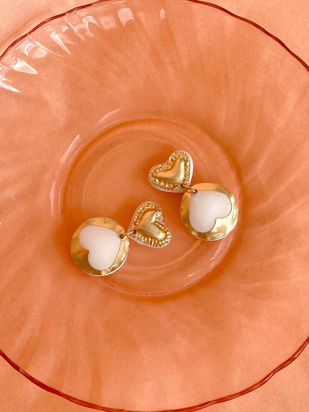Maison-Palom-White-and-gold-earrings-boucles-d'oreilles-fan-gold-13.jpg