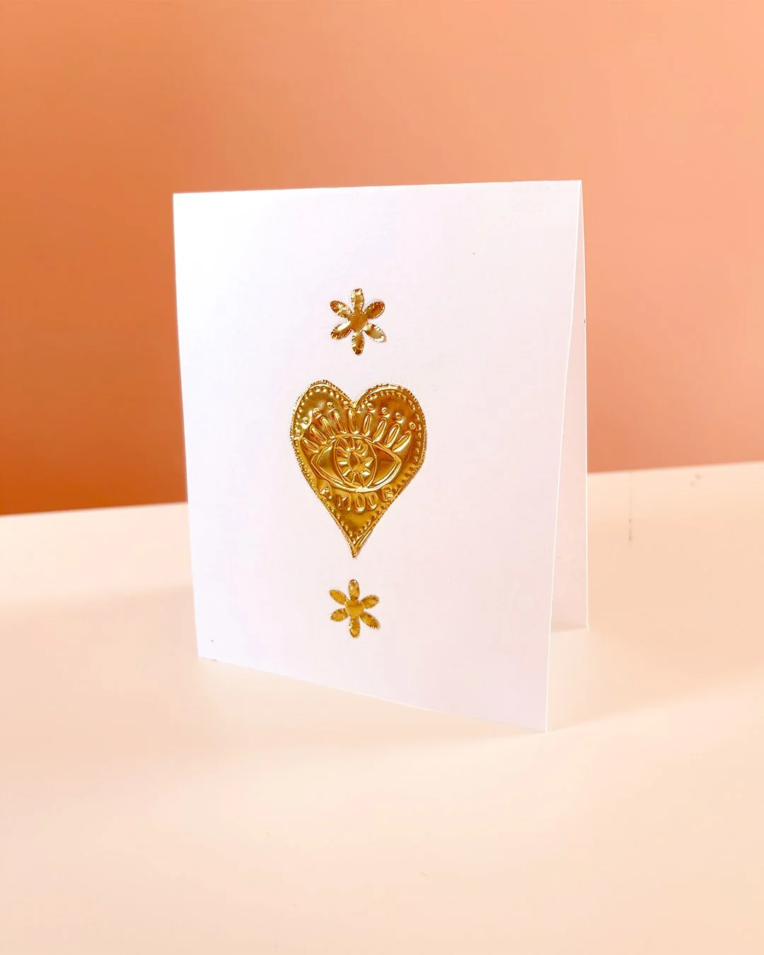 Carte artisanale cœur doré – Carte de vœux élégante et symbolique – Fait main