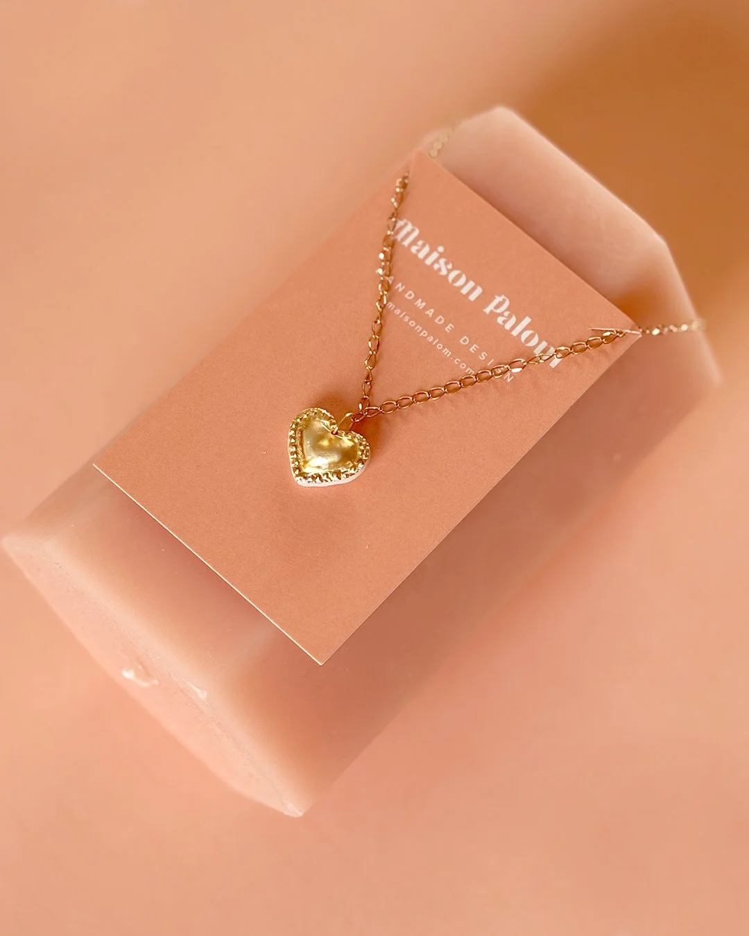 Collier coeur embossé