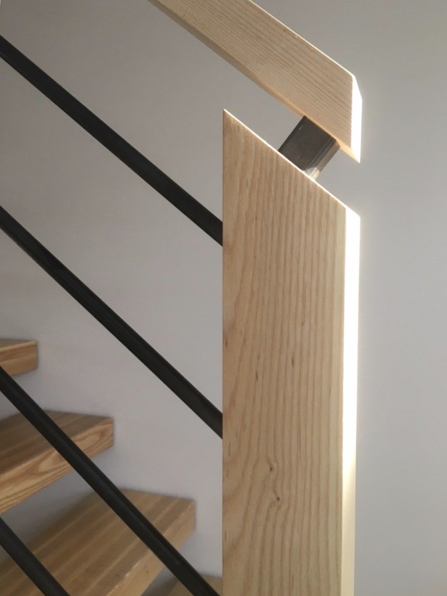 ASH & STEEL HANDRAIL copy.jpeg