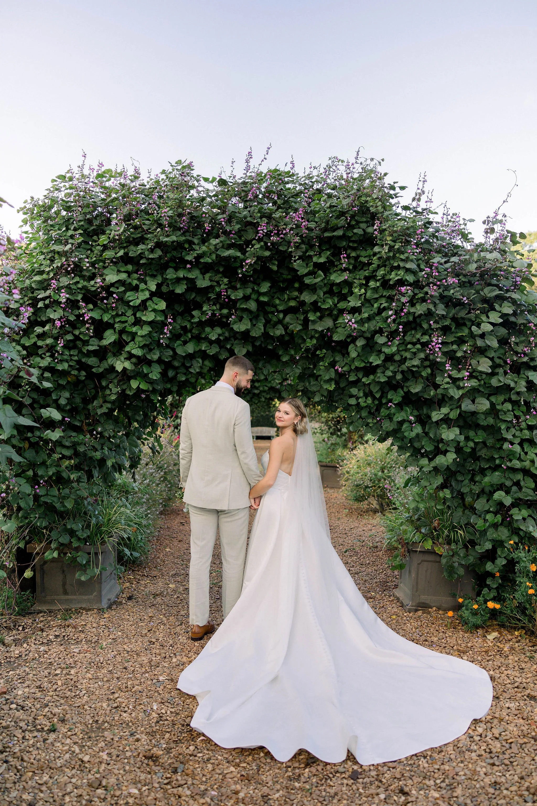 Weddings at Moss Mountain Farm in Fall