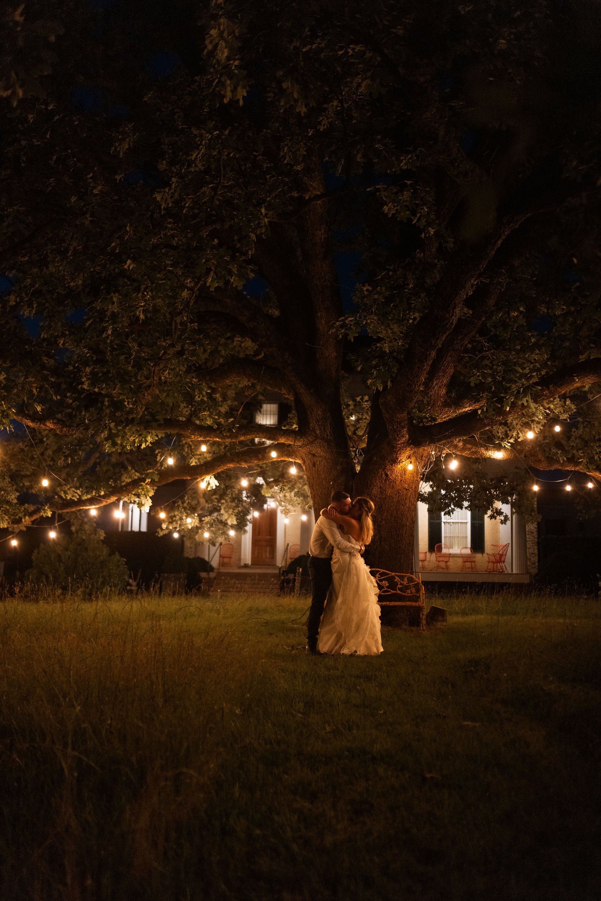Katie-and-Justin-Moss-Mountain-Farm-Alyson-Kay-Photography-8130.jpg