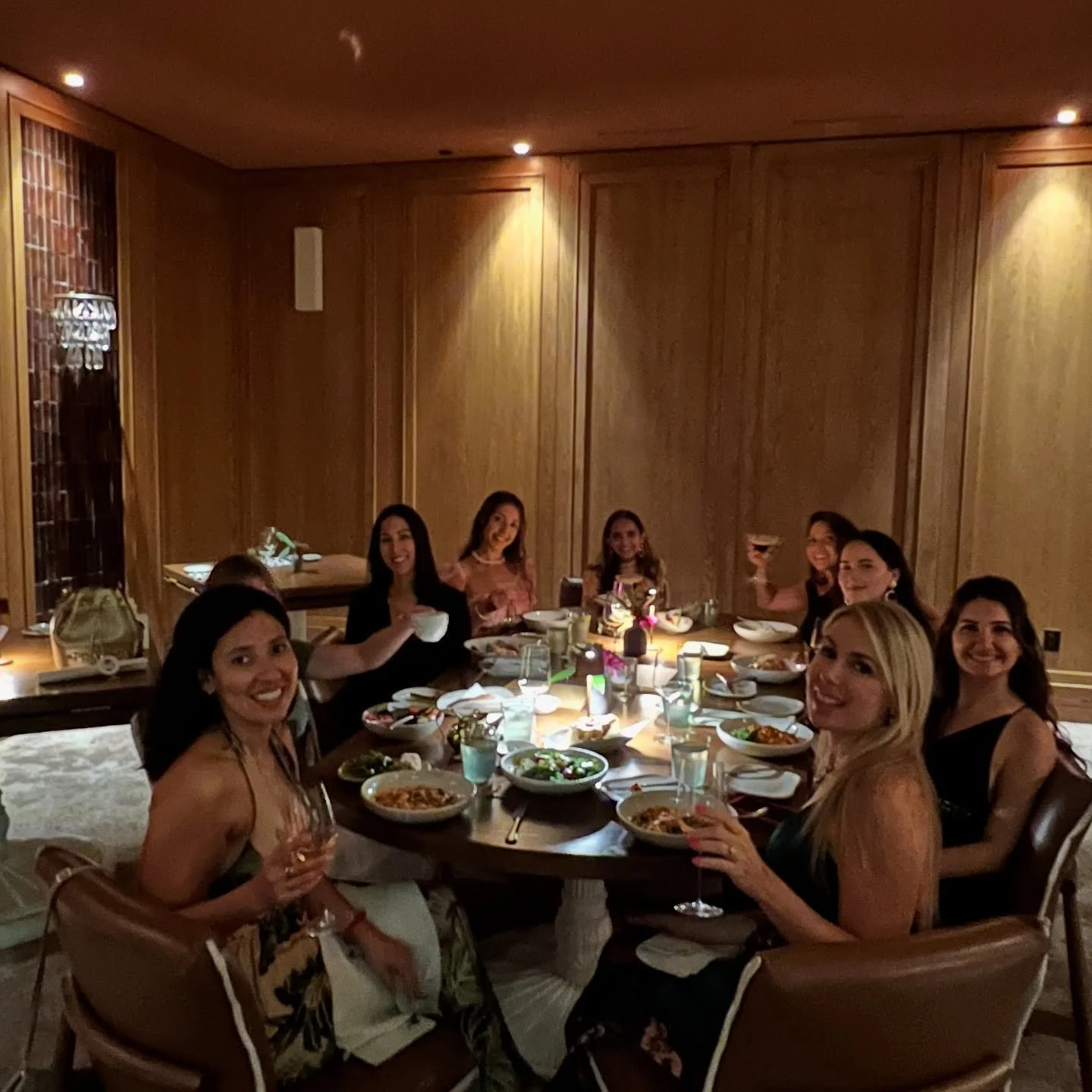 Yesterday, nine incredible women got together from all walks of life to build community. We learned so much from each other’s stories and experiences. It was truly wonderful. 😍
It was so great to reconnect with all of you and meet some of you