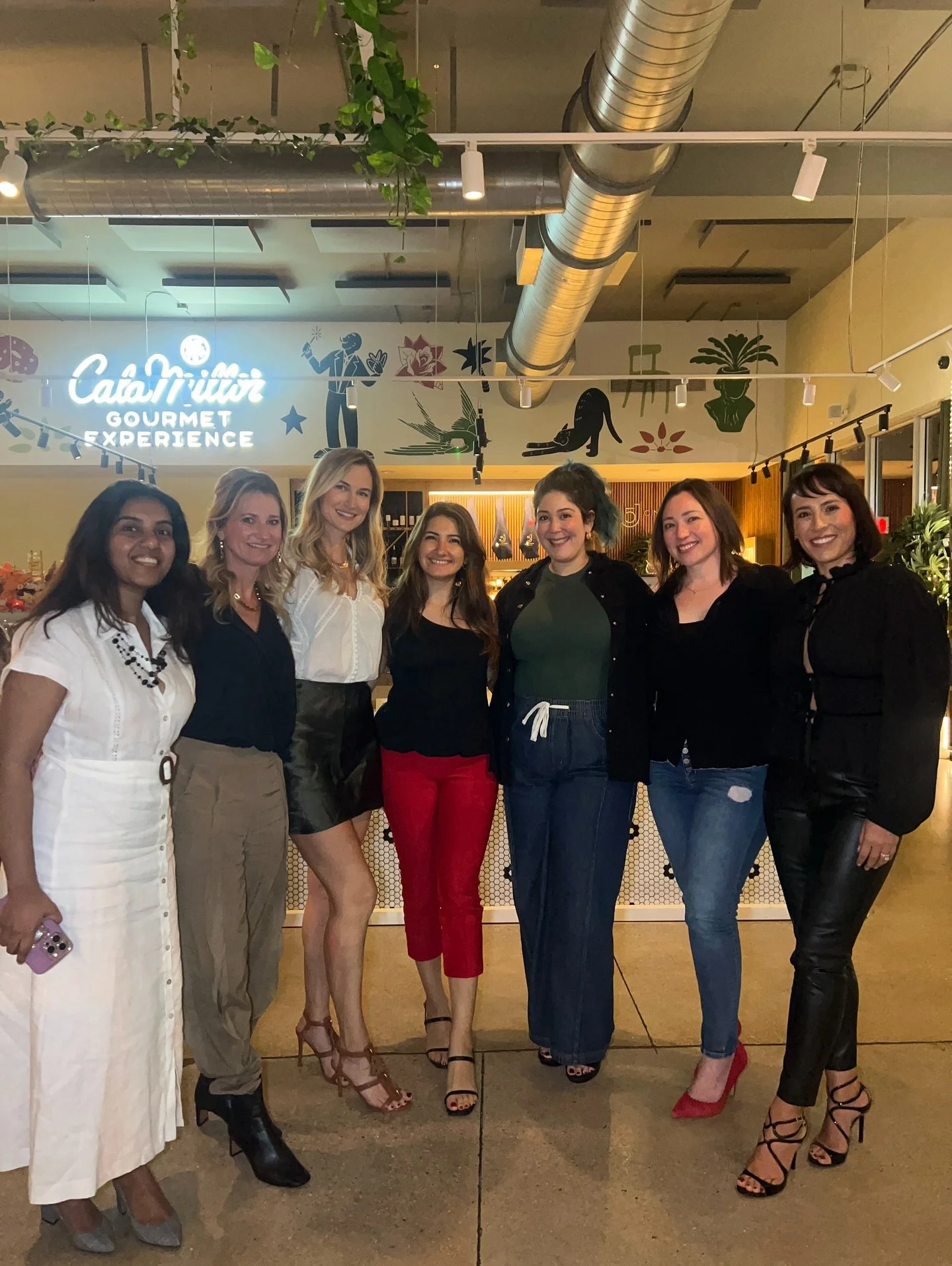Ladies yesterday was so much fun thank you so much for joining us ♥️🤩🤩 
We all needed some girl time 🩷
#socialclub #community #events #miami