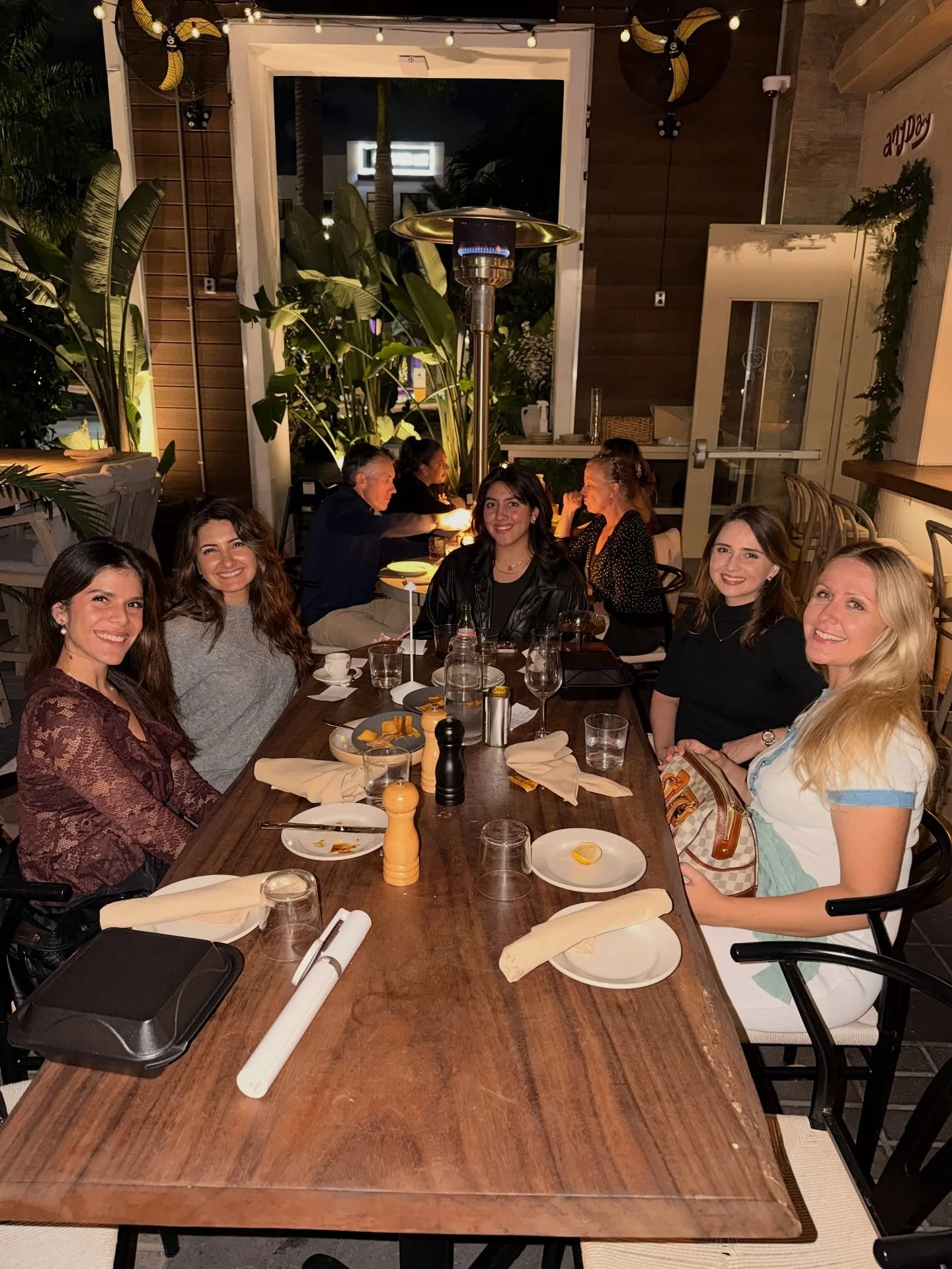 Ladies, it was so lovely spending time with you this evening. Thank you so much for joining us at @anydayinmiami 🩷🥰

click the link in the bio for all upcoming events

See you very soon 

#community #socialevents