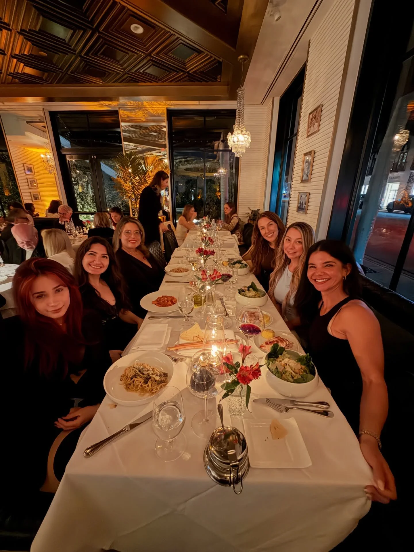 Always the best time with you ladies 🤍 

Thank you @lebarpalmbeach for always taking care of us