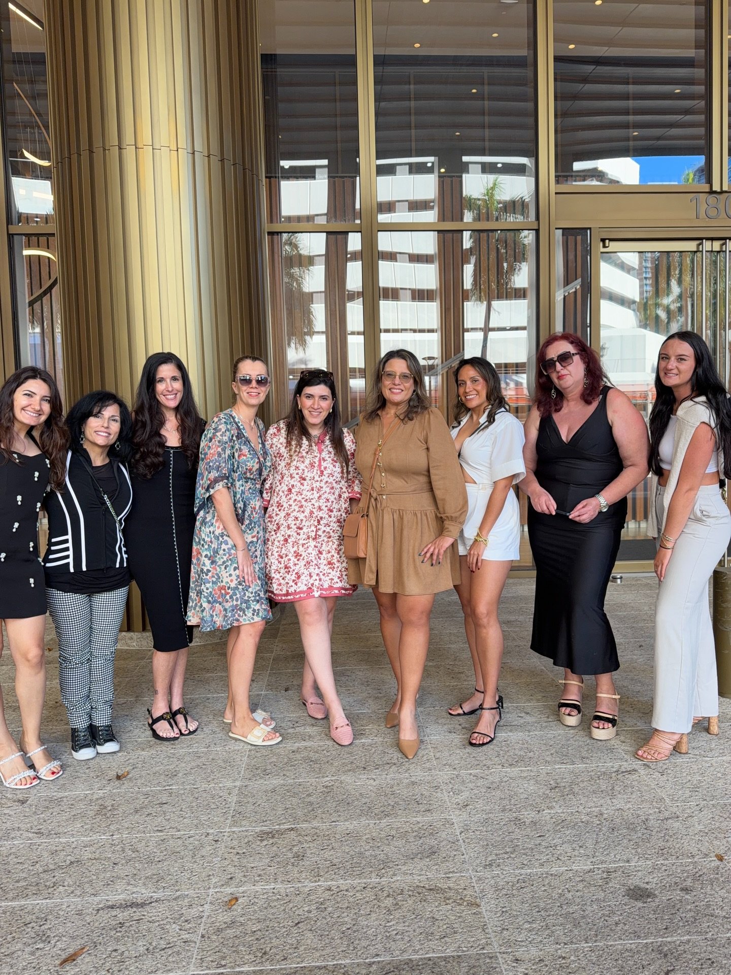 Thank you ladies for a wonderful afternoon with @drshikara at @milosoflo 🩷🩷🩷