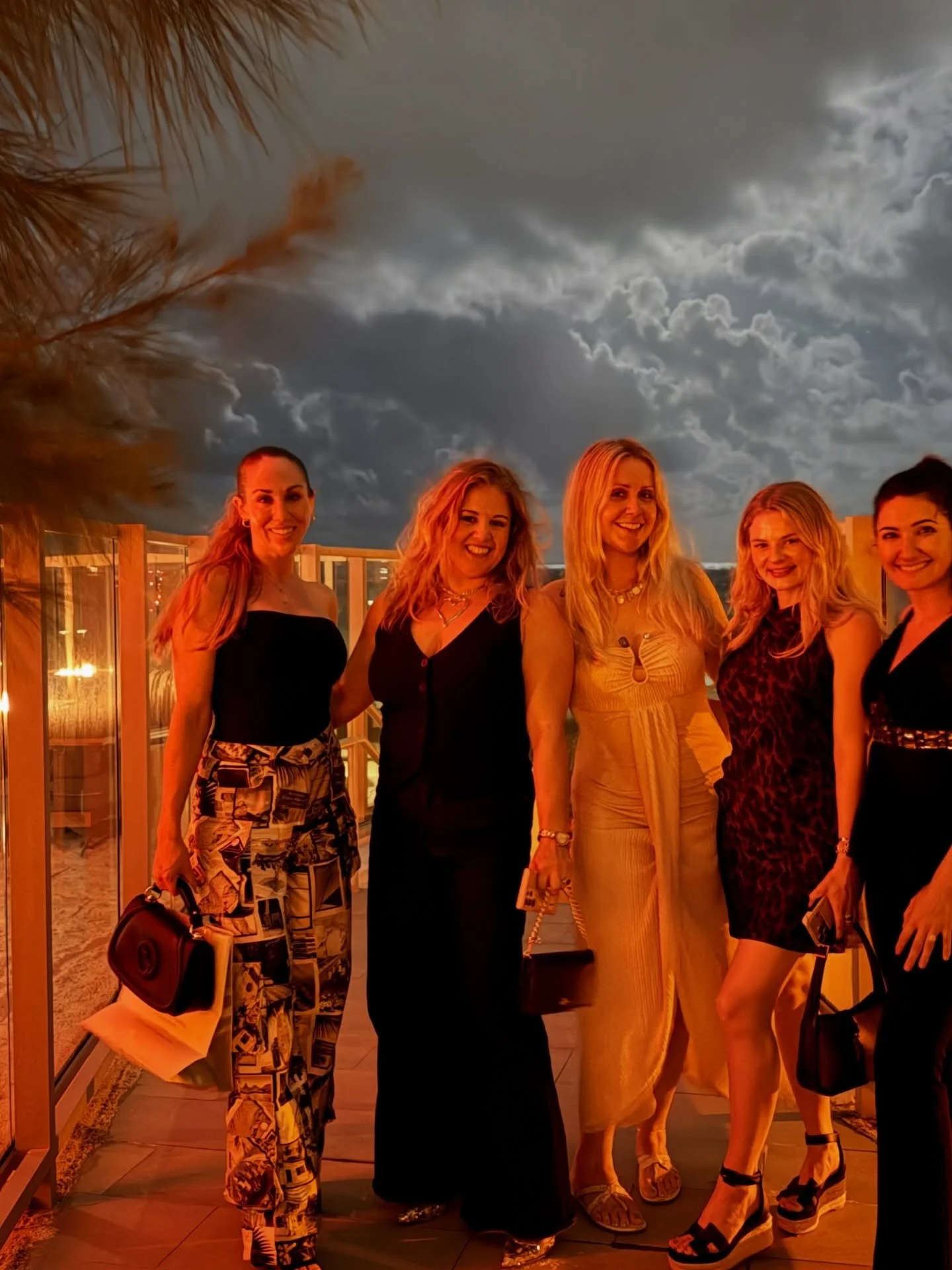 Such a magical night! Thank you ladies for joining us at @delmarfortlauderdale 🥳🤍🤍