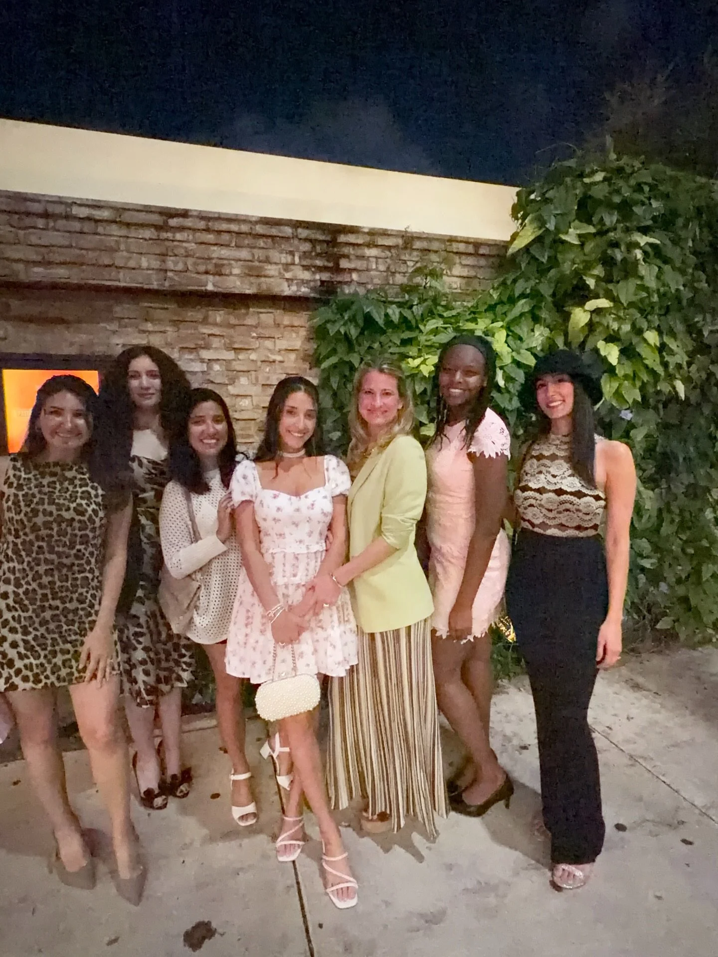 Upcoming events link in bio or comment the word &ldquo;link&rdquo; and I&rsquo;ll send you our event schedule 🤍