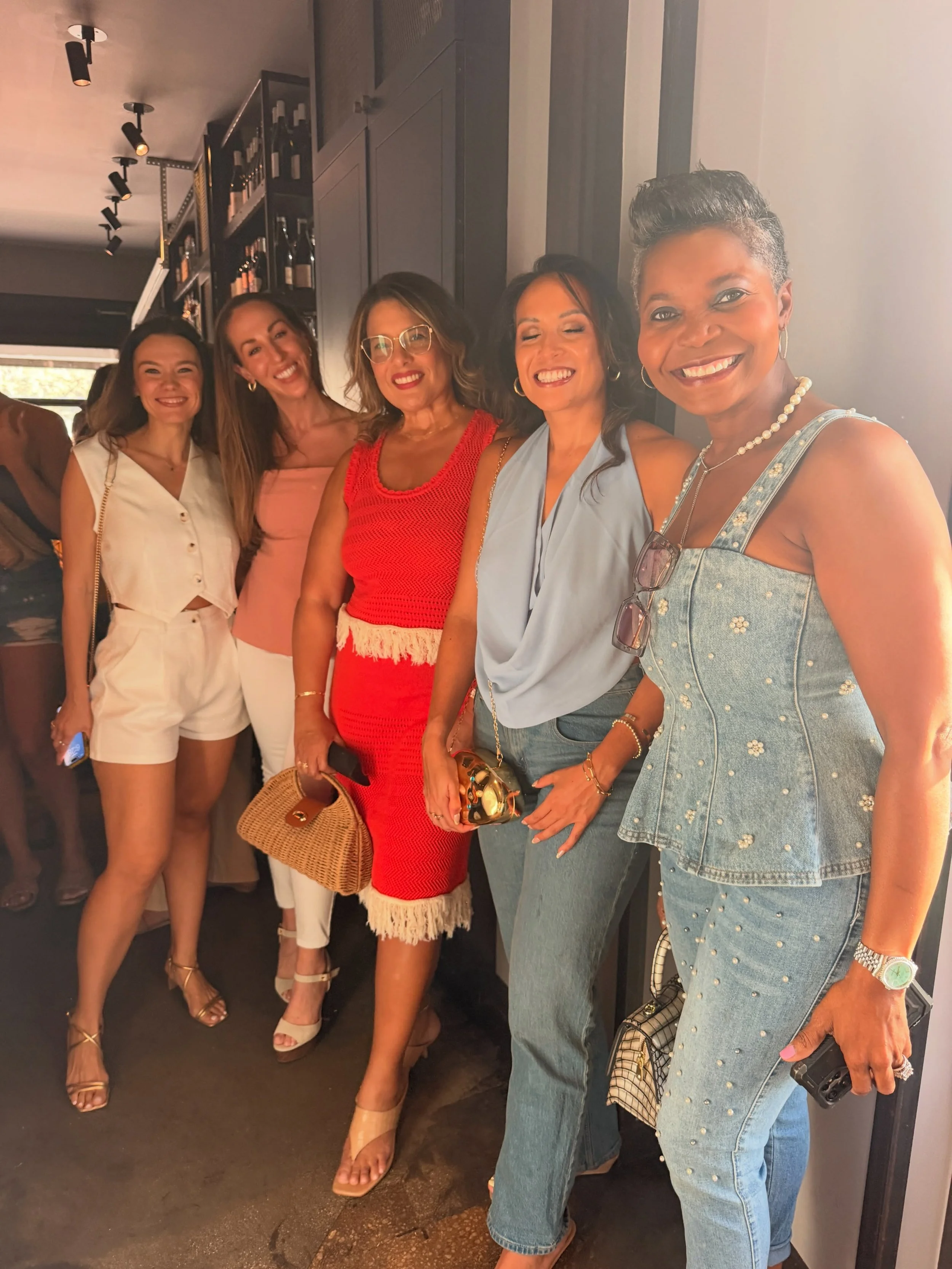 Such a fun evening with you ladies at @heritageftl 🩷🩷

Comment the word LINK for all upcoming events 😊😊

#community
