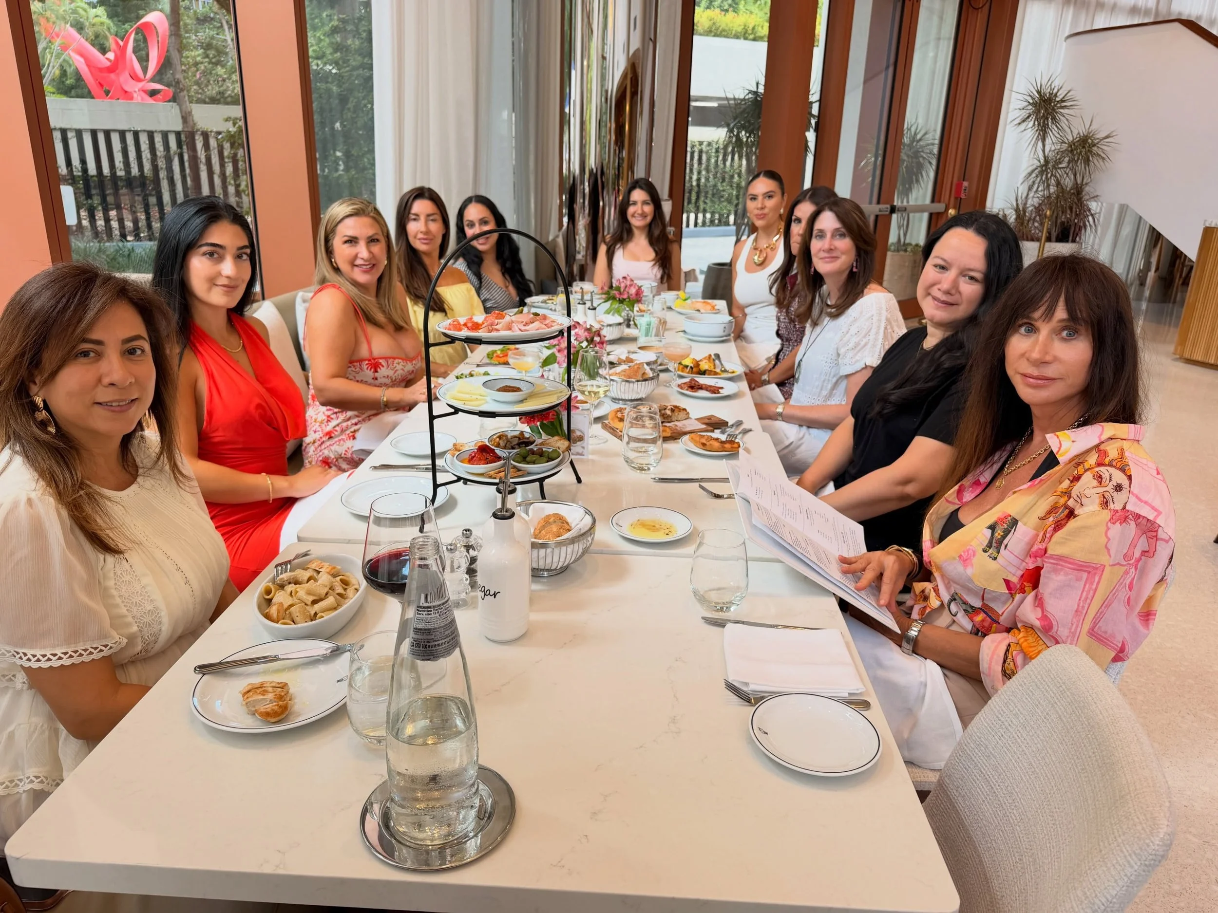 Ladies, such a fun lunch with you all. Thank you so much for joining us!  @lespecialitacoconutgrove 😍😍😍

Comment the word "link" for all of our upcoming events. 

#community #social