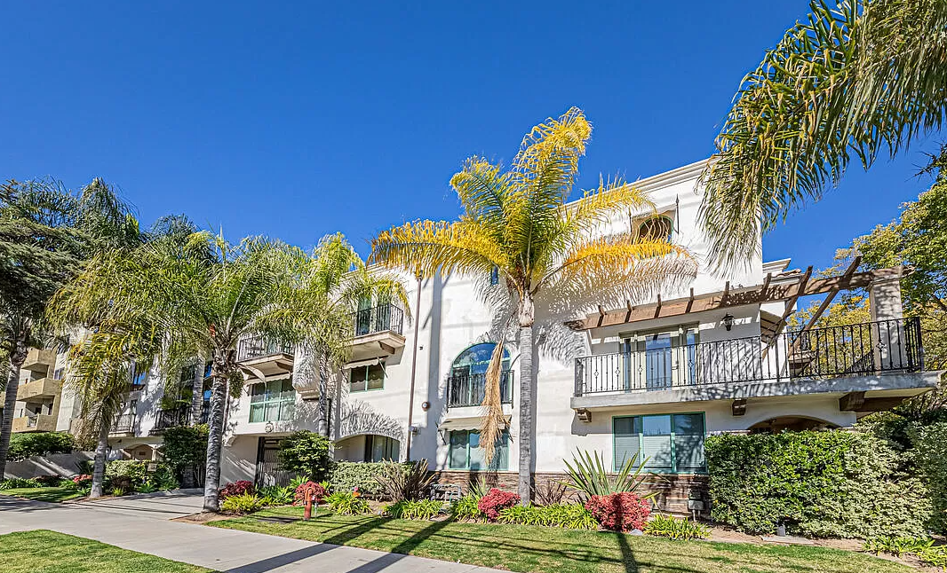 Los Feliz - $1,125,000