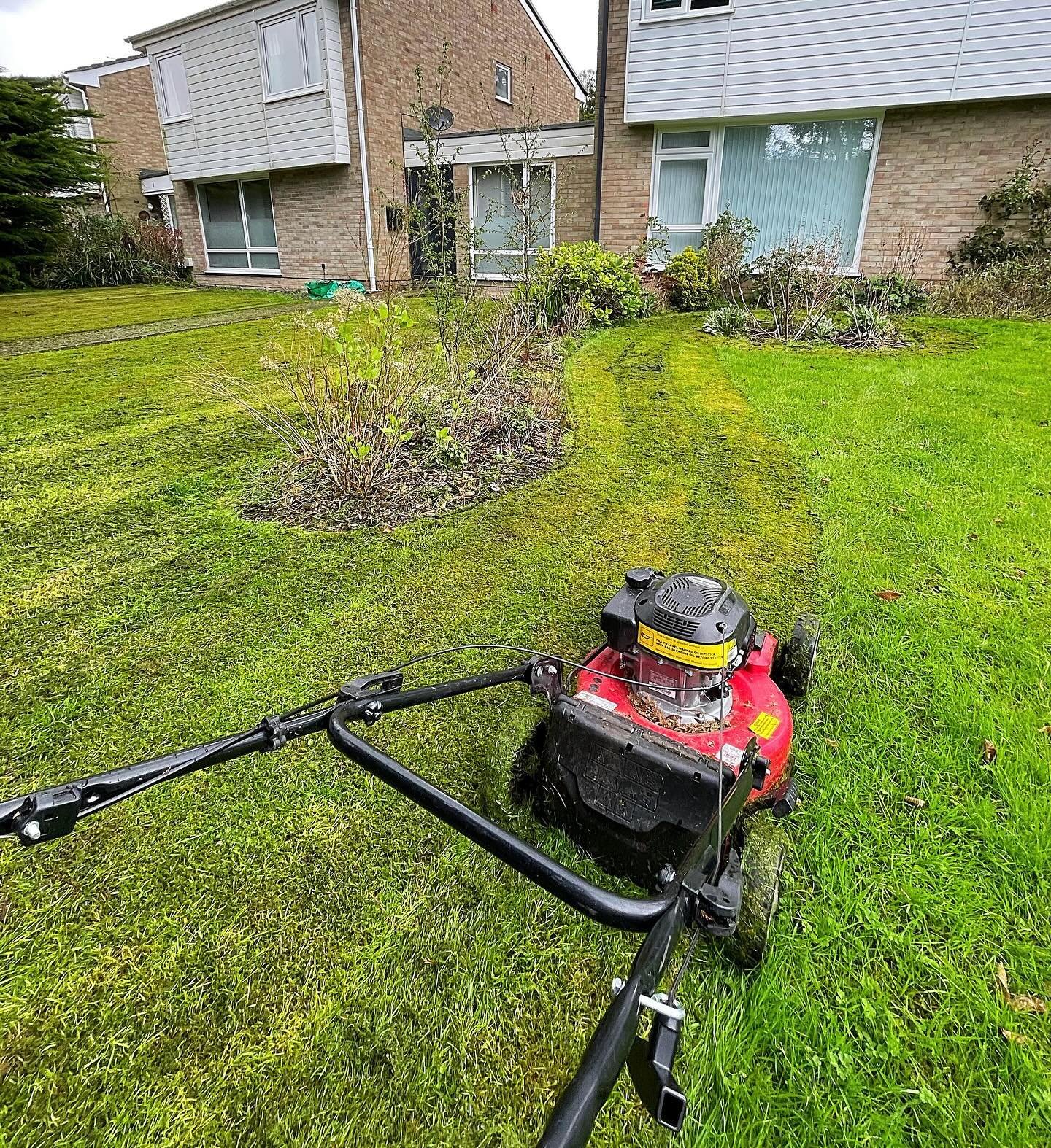 Satisfaction levels are high! Laying down some nice lines on our bi-weekly maintenance for these 3 gardens. #leafitout #grasscutting #kent #gardening