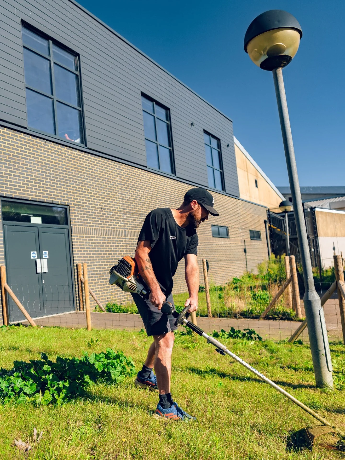 Keeping Kingsmead looking sharp ✨🌱 

Our team carried out a full maintenance cut in Canterbury today, making sure the grounds are neat, professional, and welcoming for everyone who visits. Consistency, detail, and care &mdash; that&rsquo;s what we b