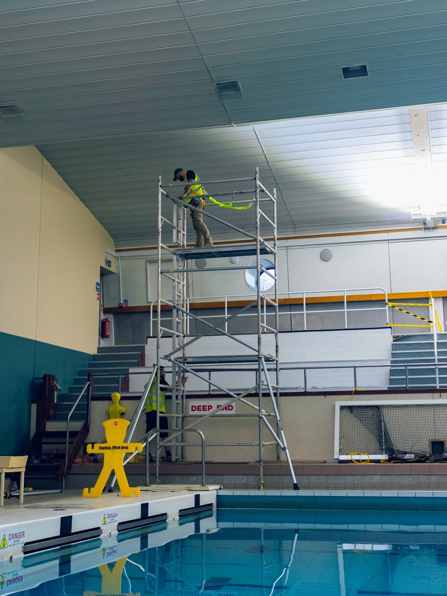 Tower up. Tools out. Roof sorted.
Another safe and smooth repair at Kingsmead Leisure Canterbury. 💪
&bull;
&bull;
&bull;
&bull;For any inquiry&rsquo;s please DM or contact us.
&bull;📧Info@axentragroup.co.uk
&bull;📞07718495553
&bull;💻https://axent