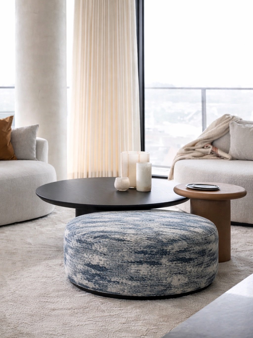 Renueva tus espacios con estilo sin cambiarlo todo ✨. Con la tela adecuada, cada pieza puede cobrar una nueva vida.

Encuentra dise&ntilde;os &uacute;nicos en La Galera Textiles y M&aacute;s. 📍 Estamos abiertos de Lunes a S&aacute;bado de 9:00am a 6