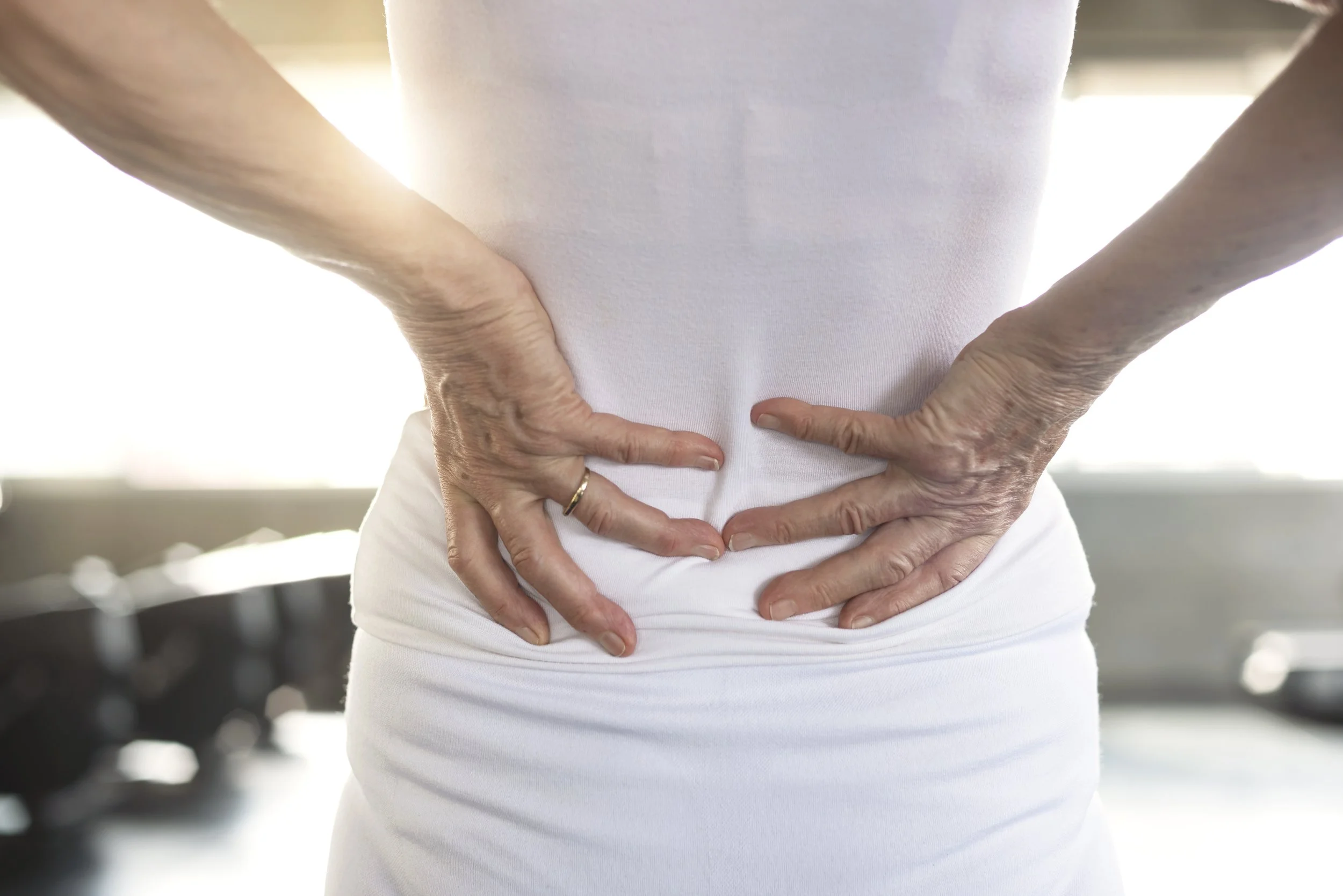 Want less back pain in 2026? Add these 4 things to your New Year Resolutions!