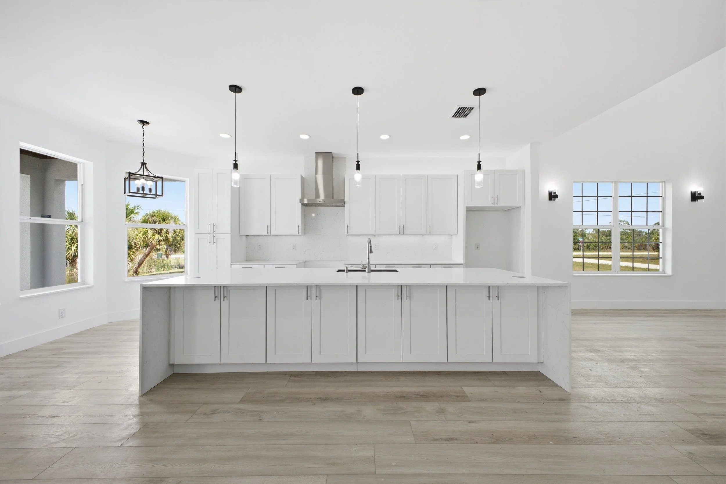 Kitchen photo of Sarasota home