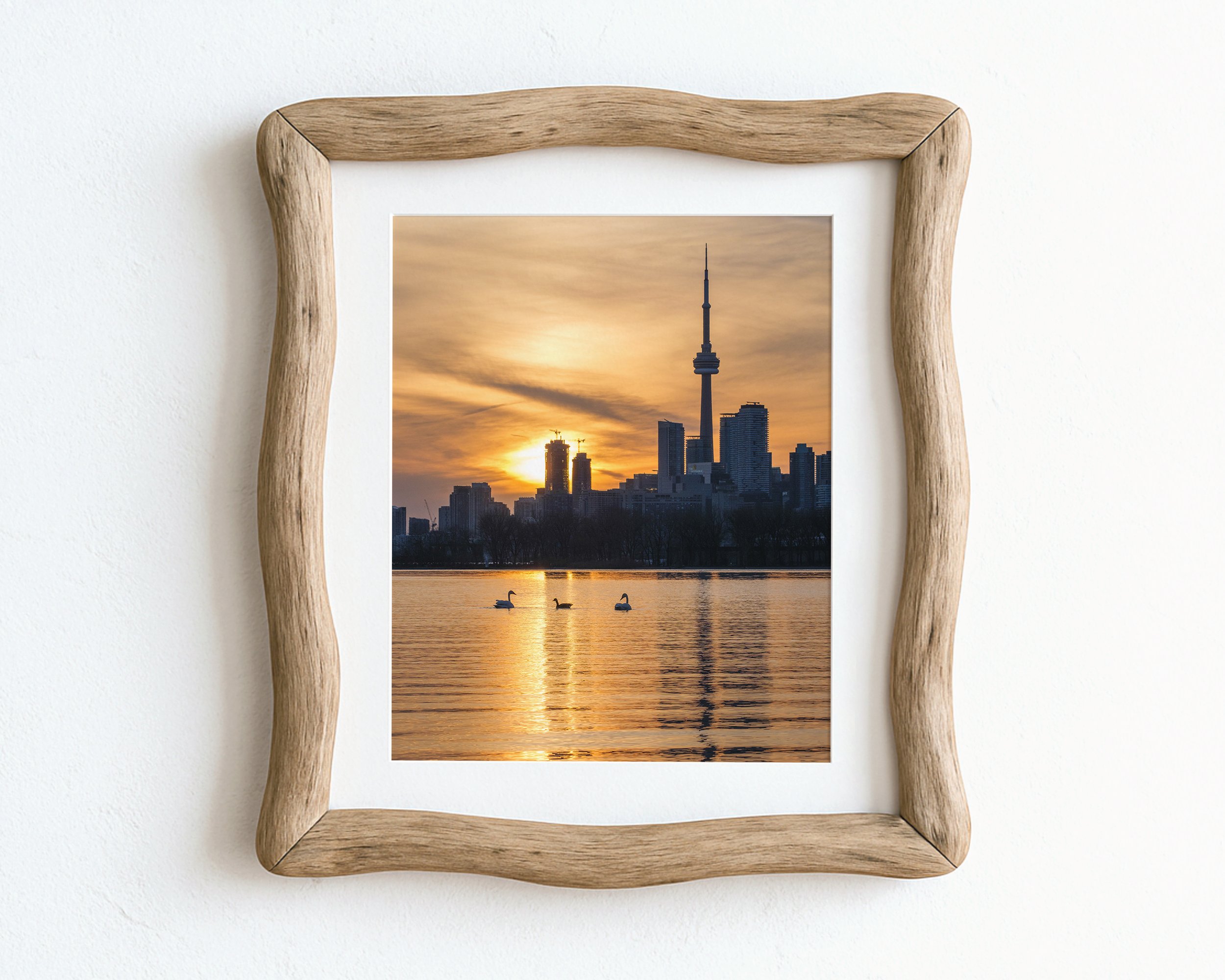 Toronto-Cityscape-CN-Tower-Golden-Sunset_MockupHausCo_0053.jpg