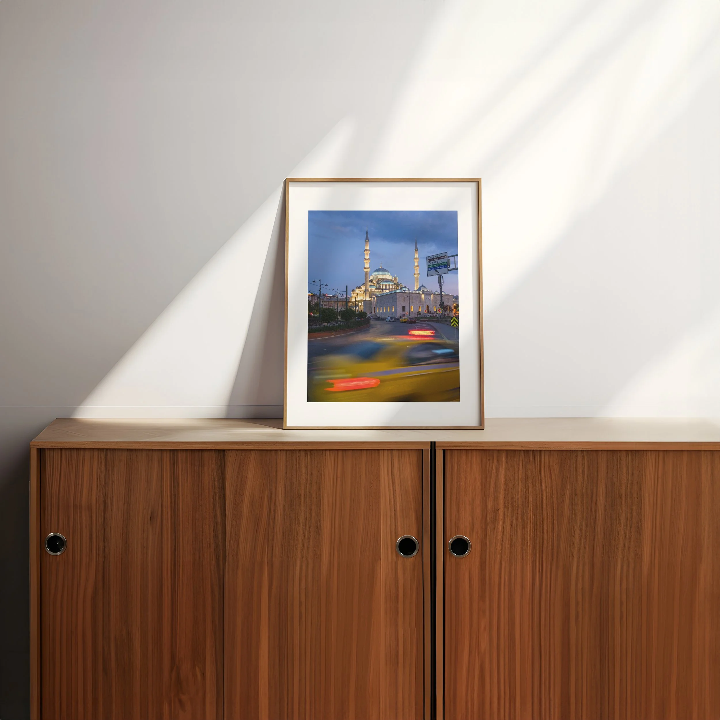 Yeni-Mosque-in-Istanbul-at-Night_4x5-frame-wooden-credenza-sunlight-0171 - SingleSmartObject.jpg