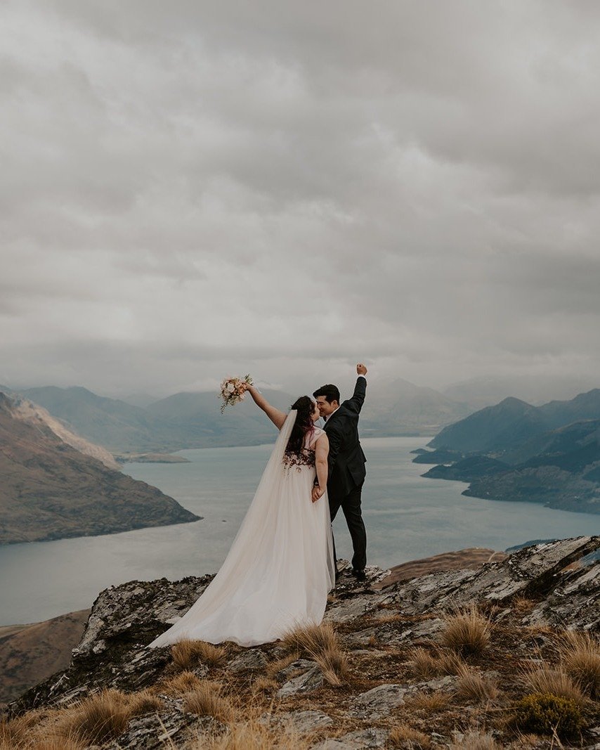 Just a couple of newlyweds taking it all in after saying &quot;YES PLEASE&quot; to forever with each other.

Johnny + Savannah 🤍

Package | Te Amo 3hr
Location | The Remarkables
Photos | @carlamitchellphotography 
Ride | @heliworks 
Celebrant | @wed