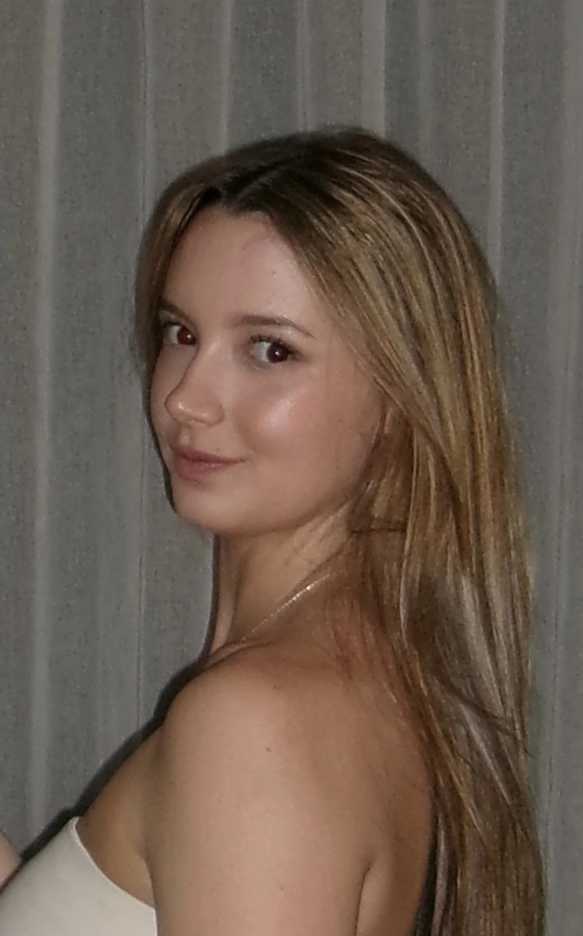 Kaylee Robertson the Winner of FOTT's Dance Bursary for 2026. Kaylee is commencing her study of Certificate IV Dance Teaching and Management at Dynamite Studios.