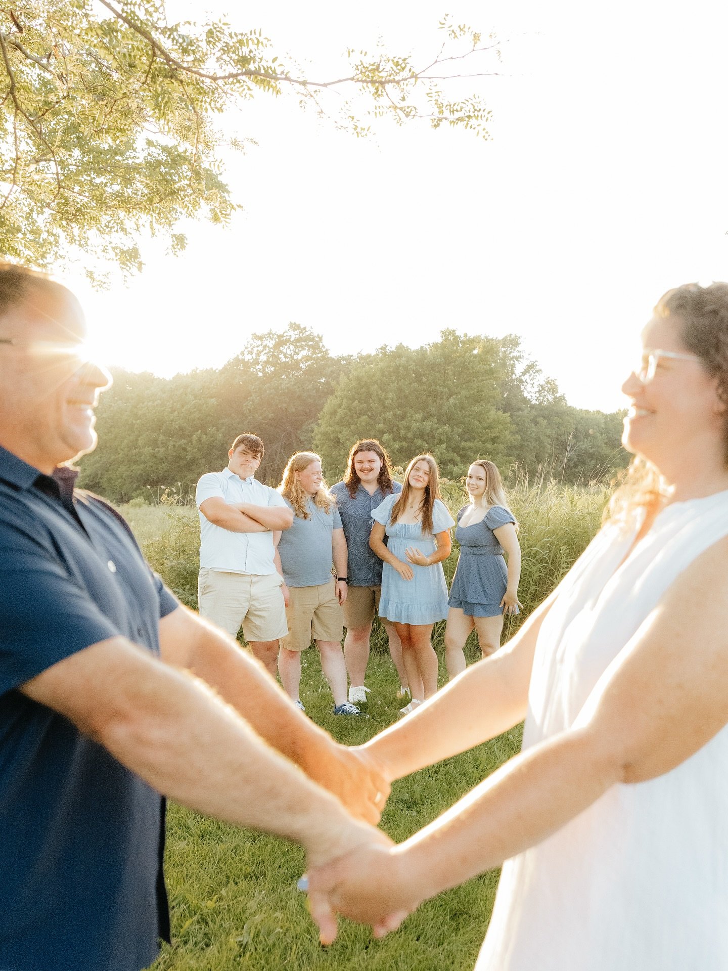 The Mowen Family 🤍

These sweet people have been such a big part of my personal and spiritual journey&mdash;it was such a joy to spend some time with them behind my camera last weekend 🥰 

#illinoisfamilyphotographer #peoriafamilyphotographer