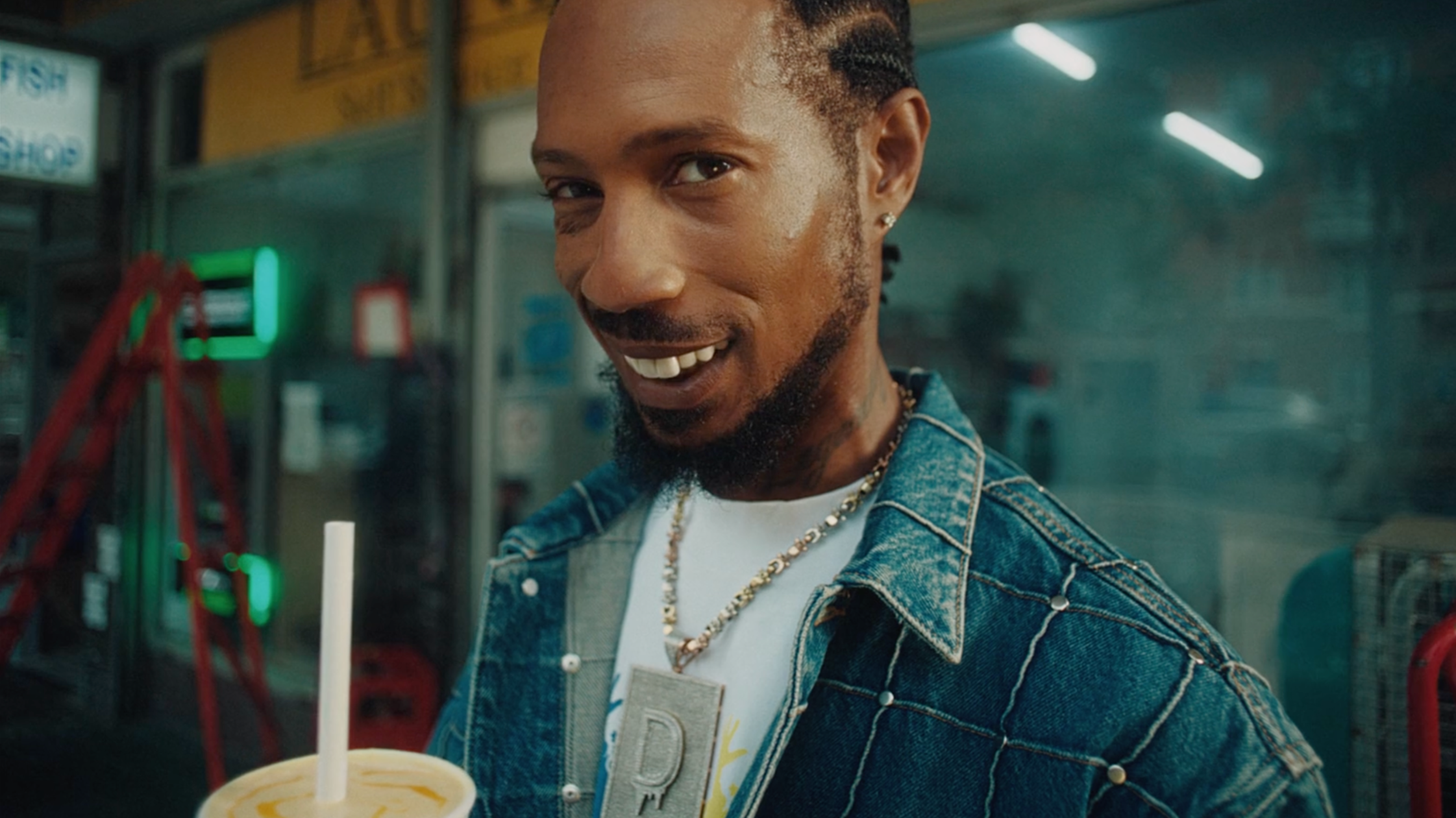 Wingstop: 'It's Hot and That's Cold'